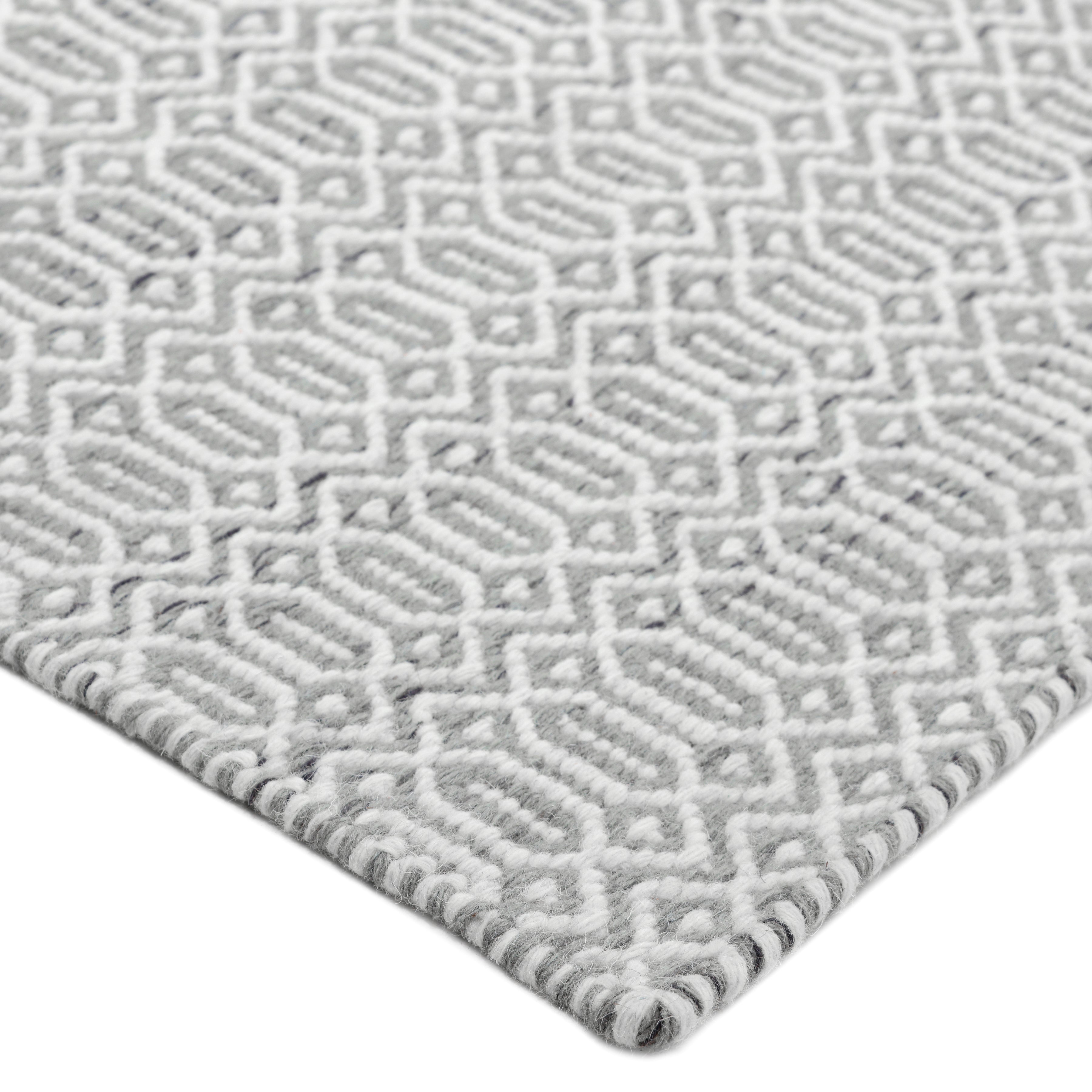 Chatham Hand Woven Contemporary Geometric Gray Area Rug