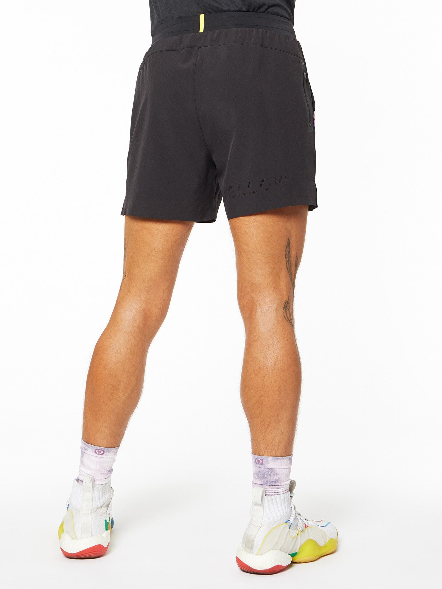 5 SPEED SHORT WITH RAINBOW | Soul by SoulCycle