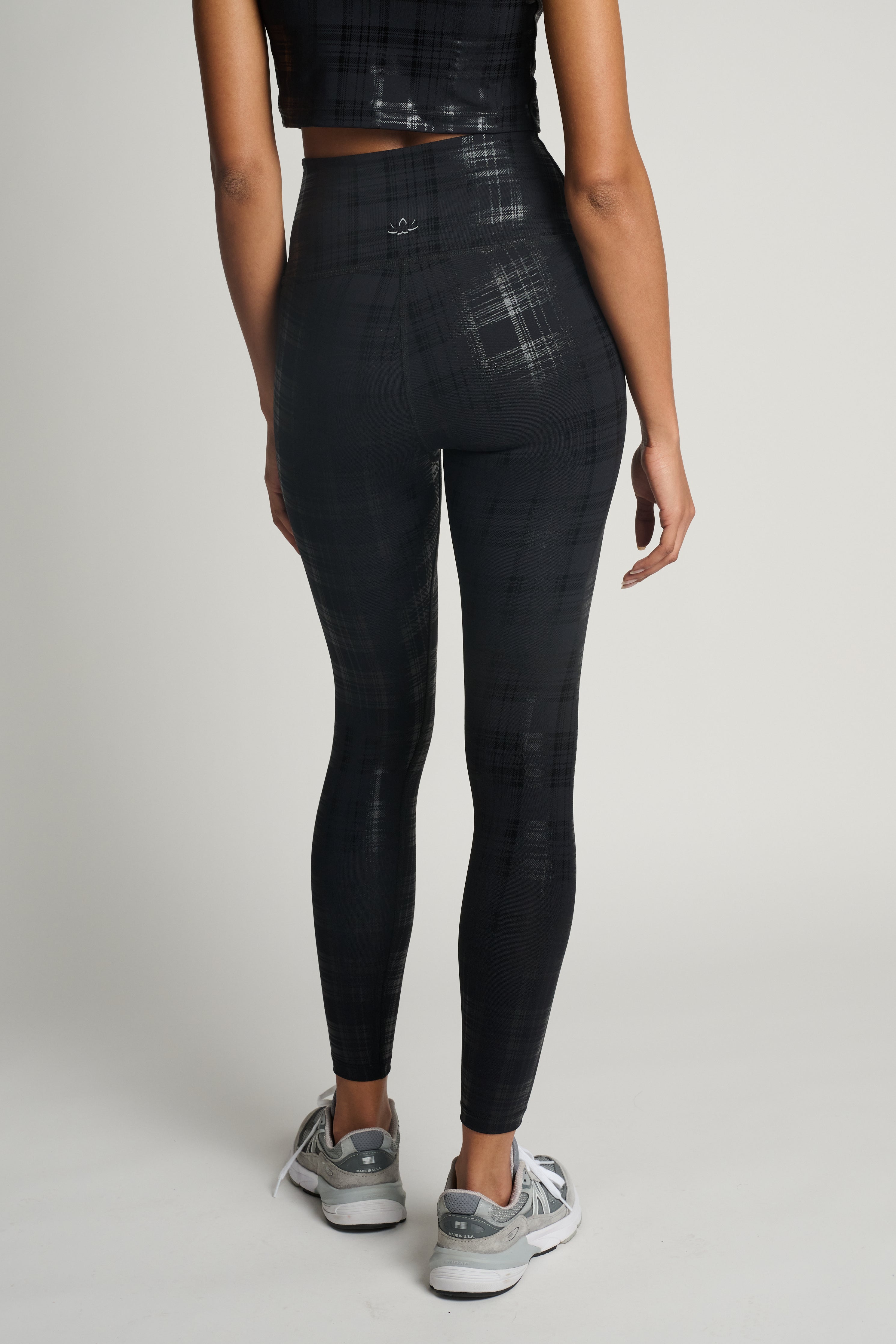High Waisted Midi Legging | Beyond Yoga