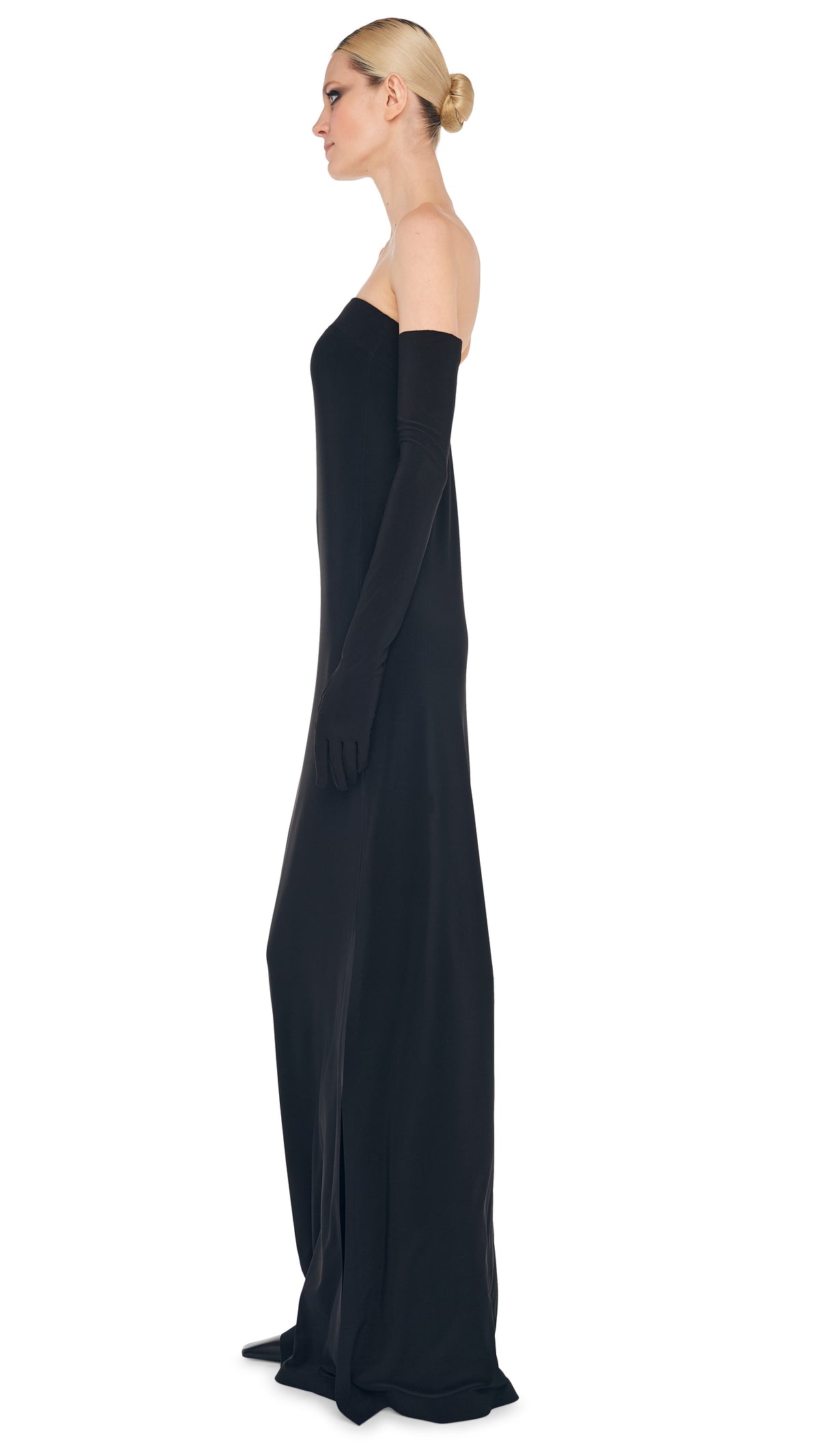 STRAPLESS TAILORED SIDE SLIT GOWN