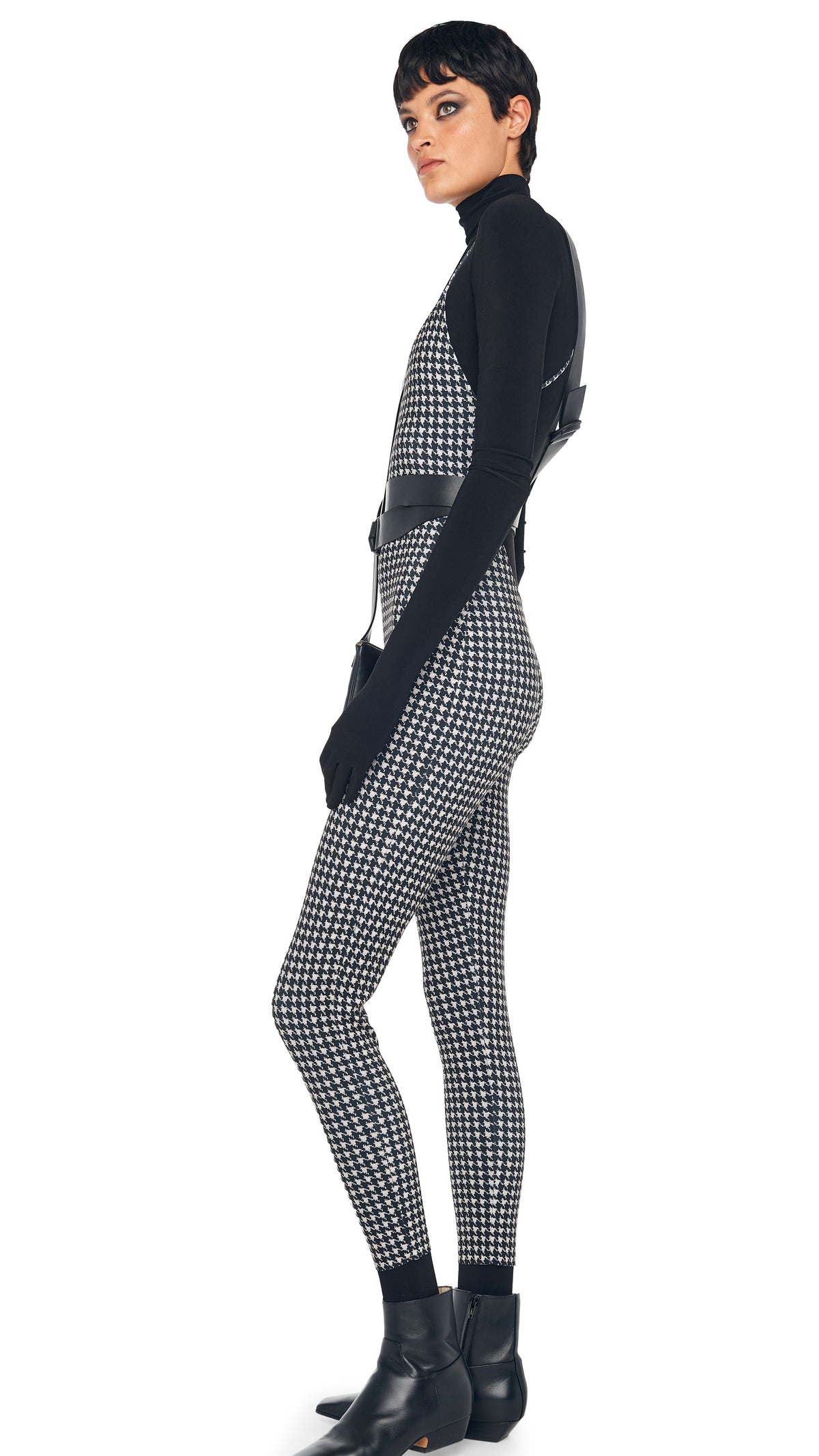 LOW BACK FARA SLIP CATSUIT