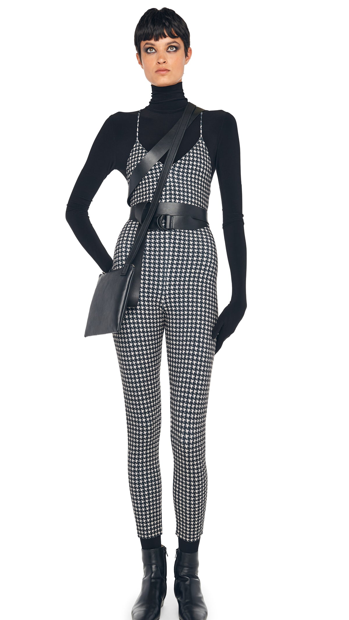 LOW BACK FARA SLIP CATSUIT
