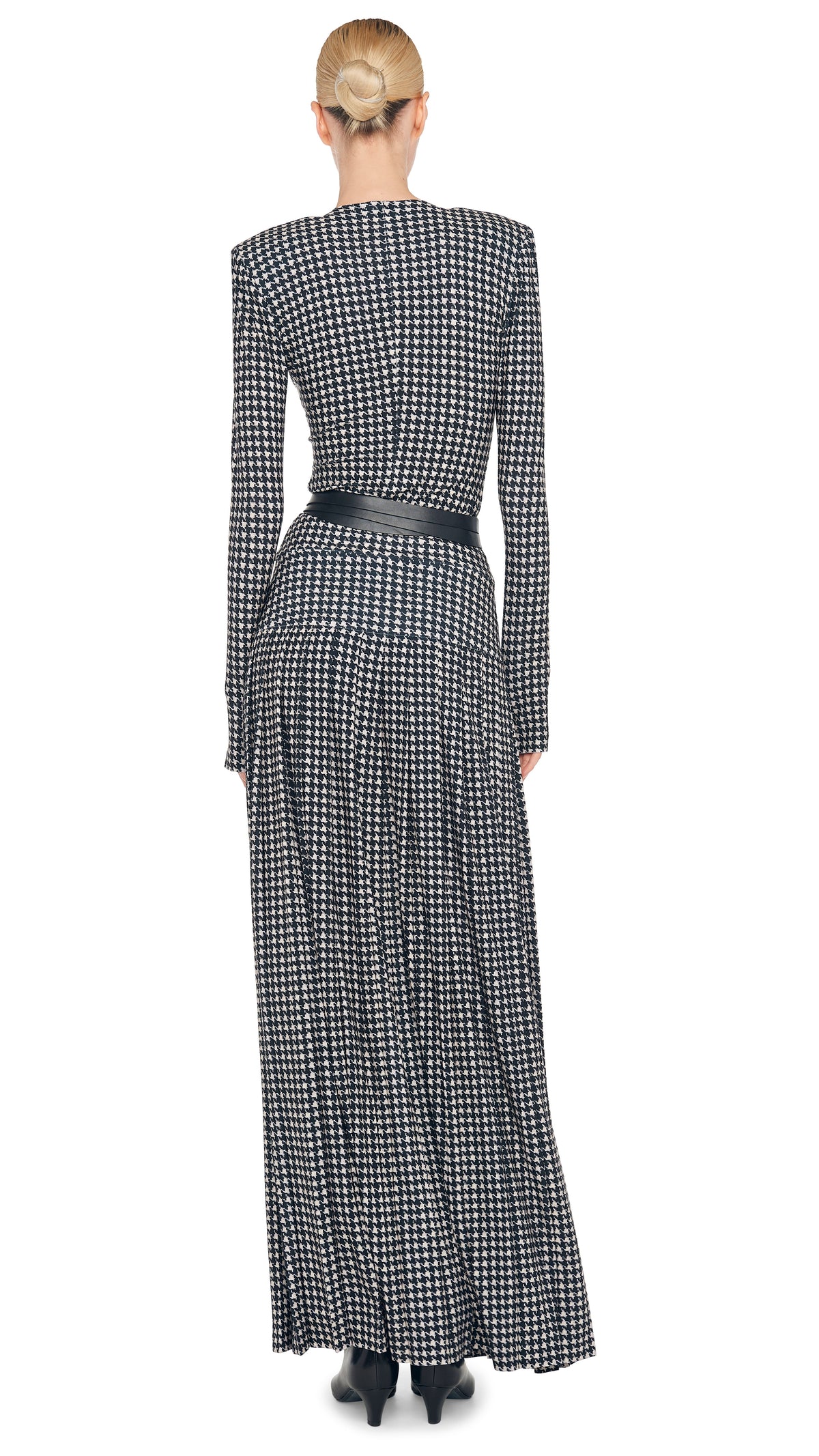 PLEATED LONG SKIRT WITH SLIT