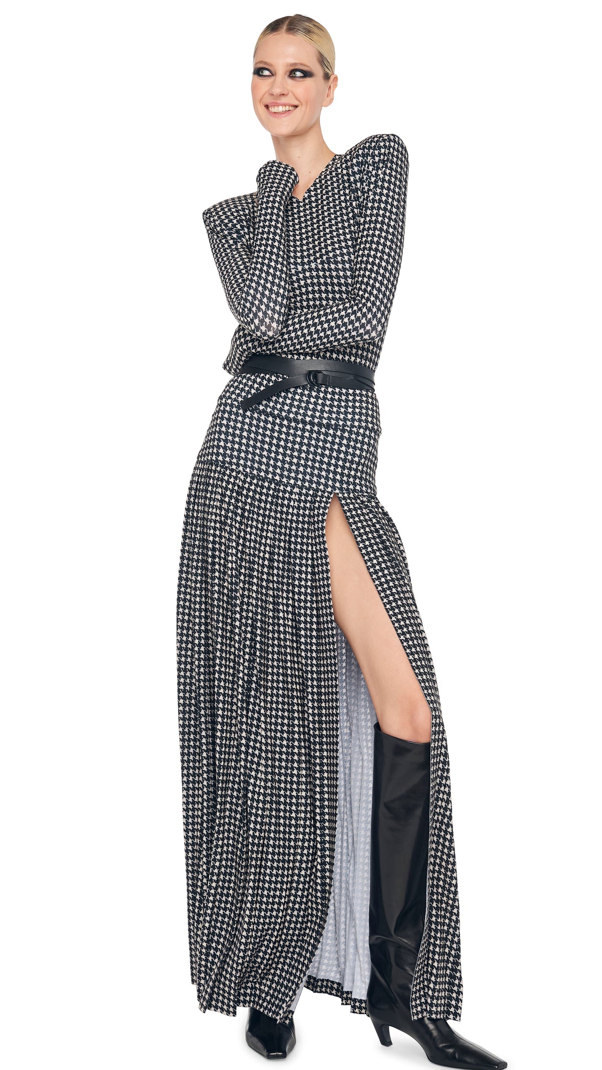 LONG SLEEVE SHOULDER PAD V NECK TOP