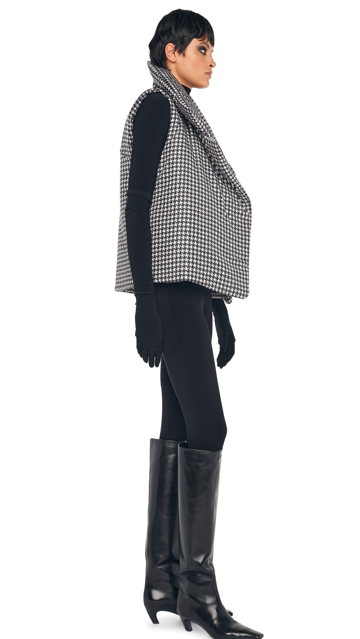 SLEEVELESS SLEEPING BAG VEST