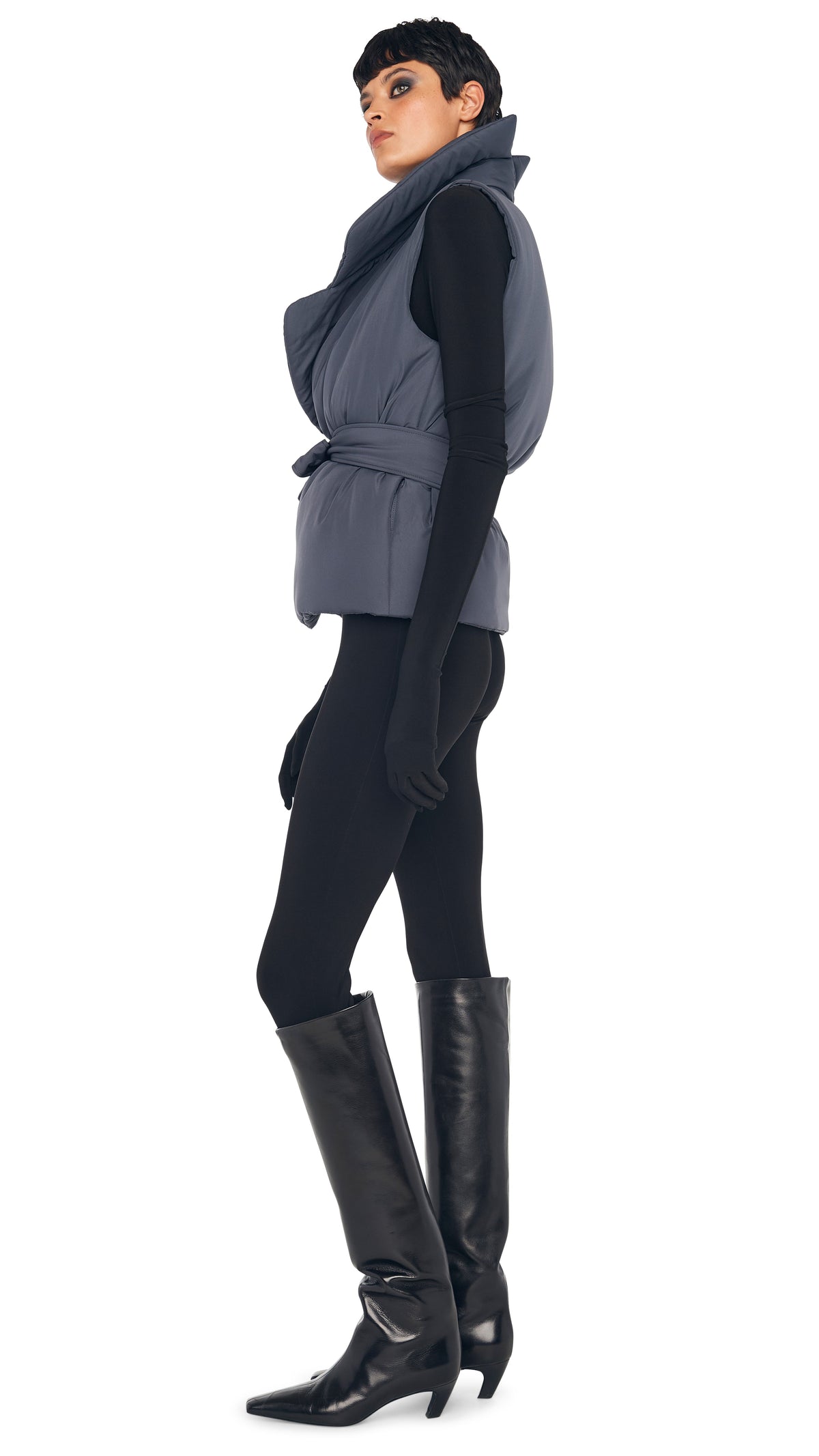 SLEEVELESS SLEEPING BAG VEST