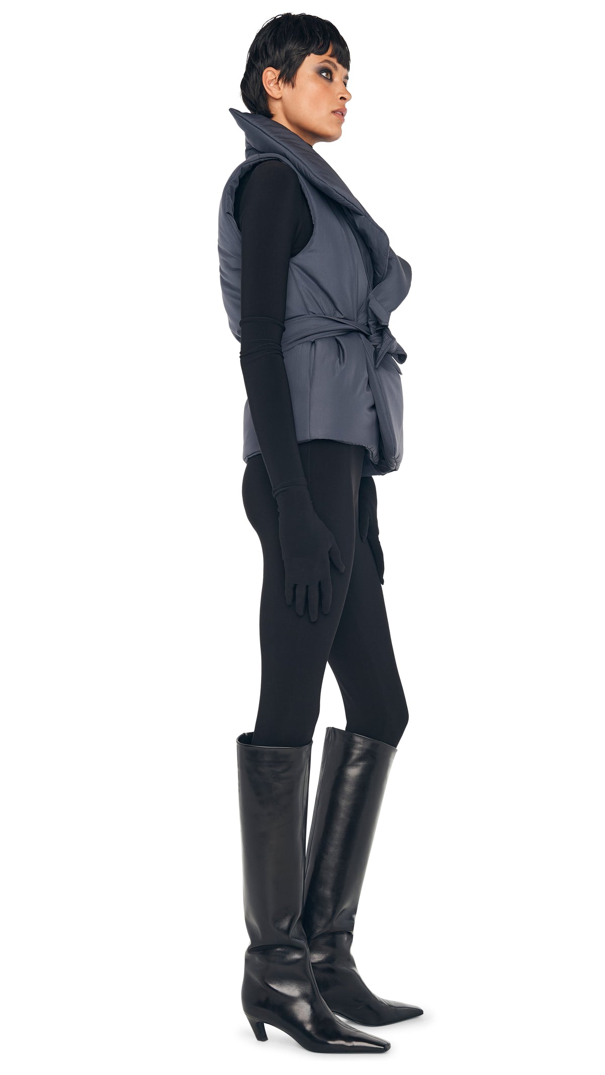 SLEEVELESS SLEEPING BAG VEST