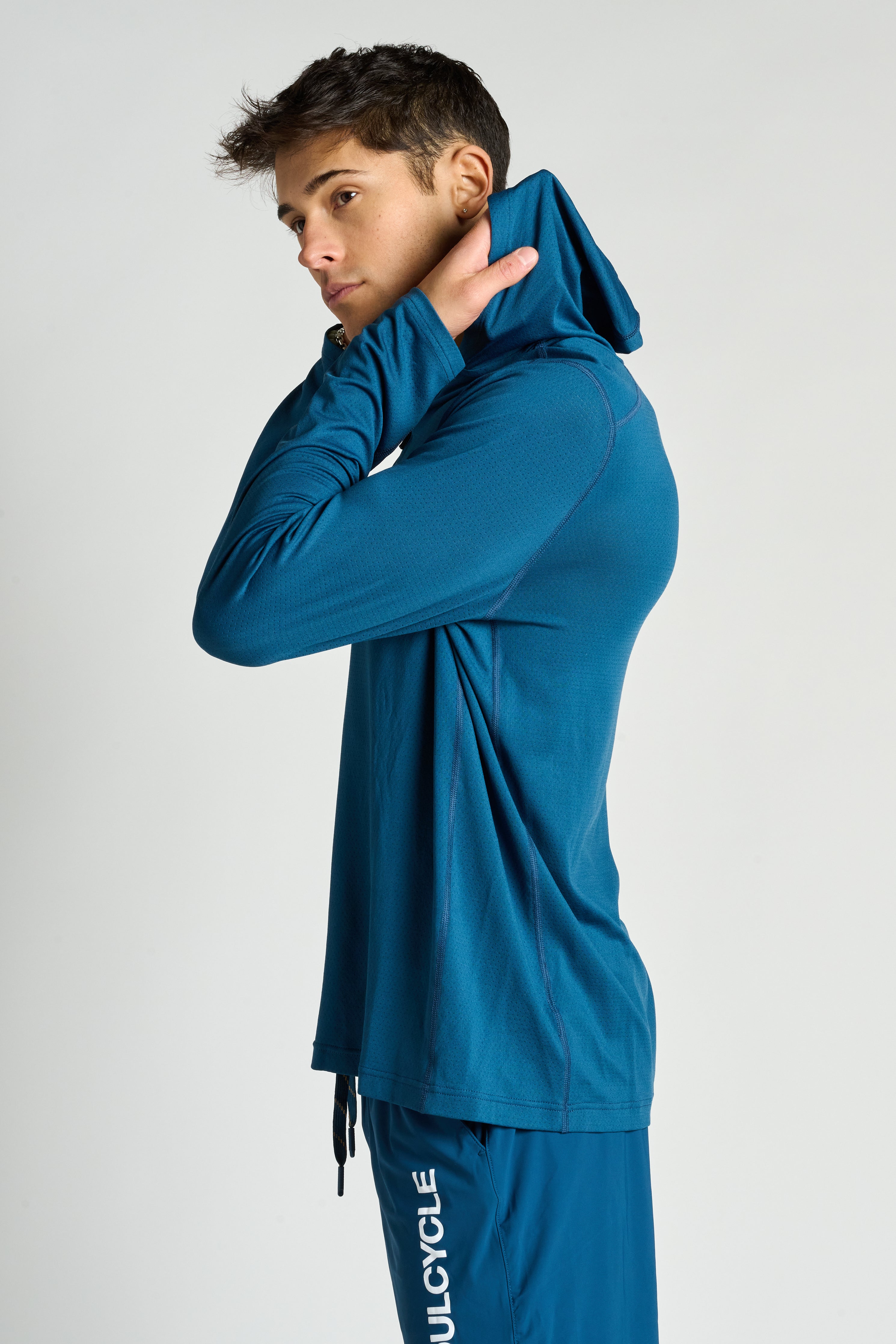 Invictus Training 1/4 Zip Hoodie | Rhone