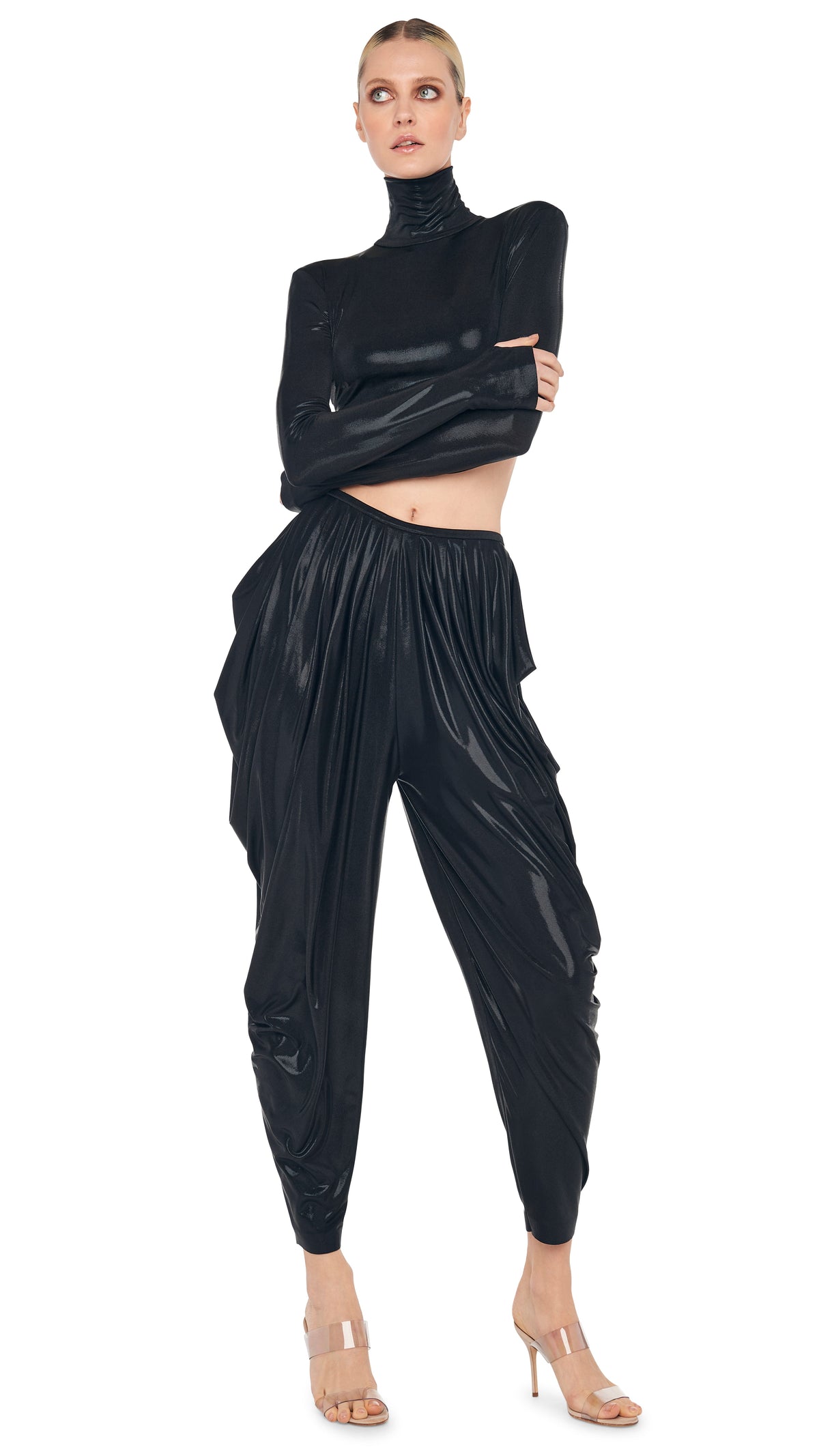 CROPPED LONG SLEEVE TURTLE TOP