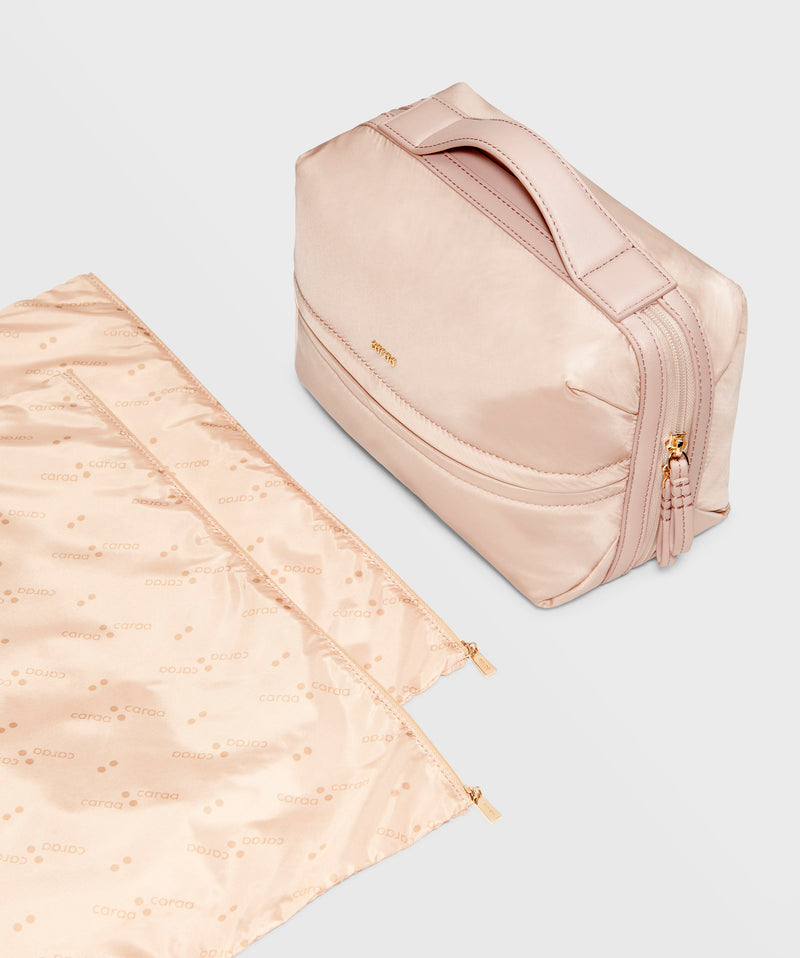 Caraa | Travel Kit
