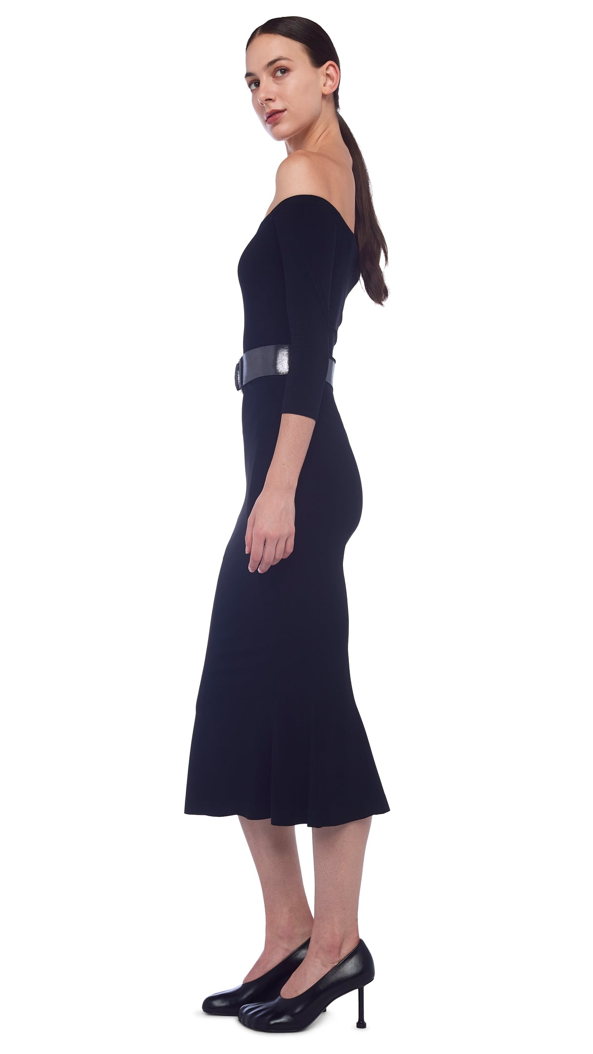 OFF SHOULDER FISHTAIL DRESS