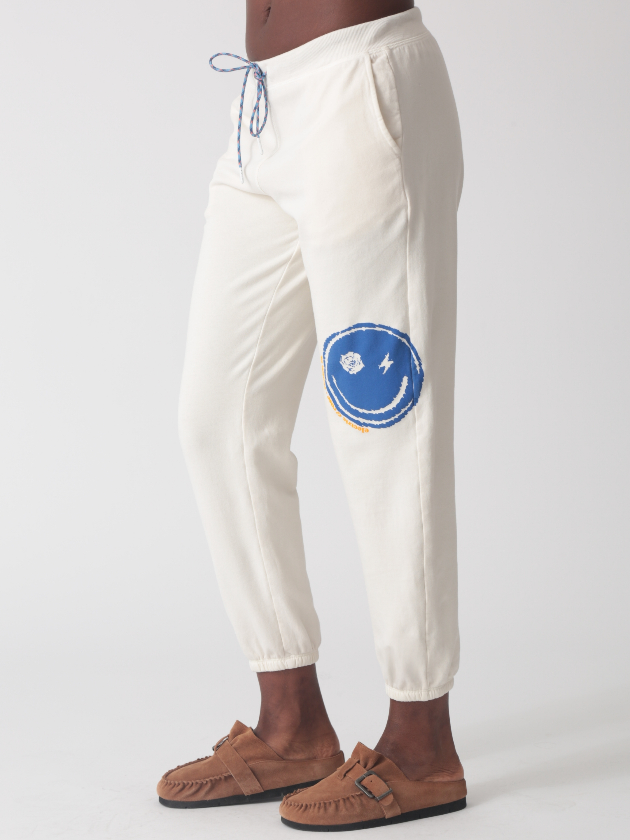 Classic Jogger - Ivory Smiley | Electric & Rose