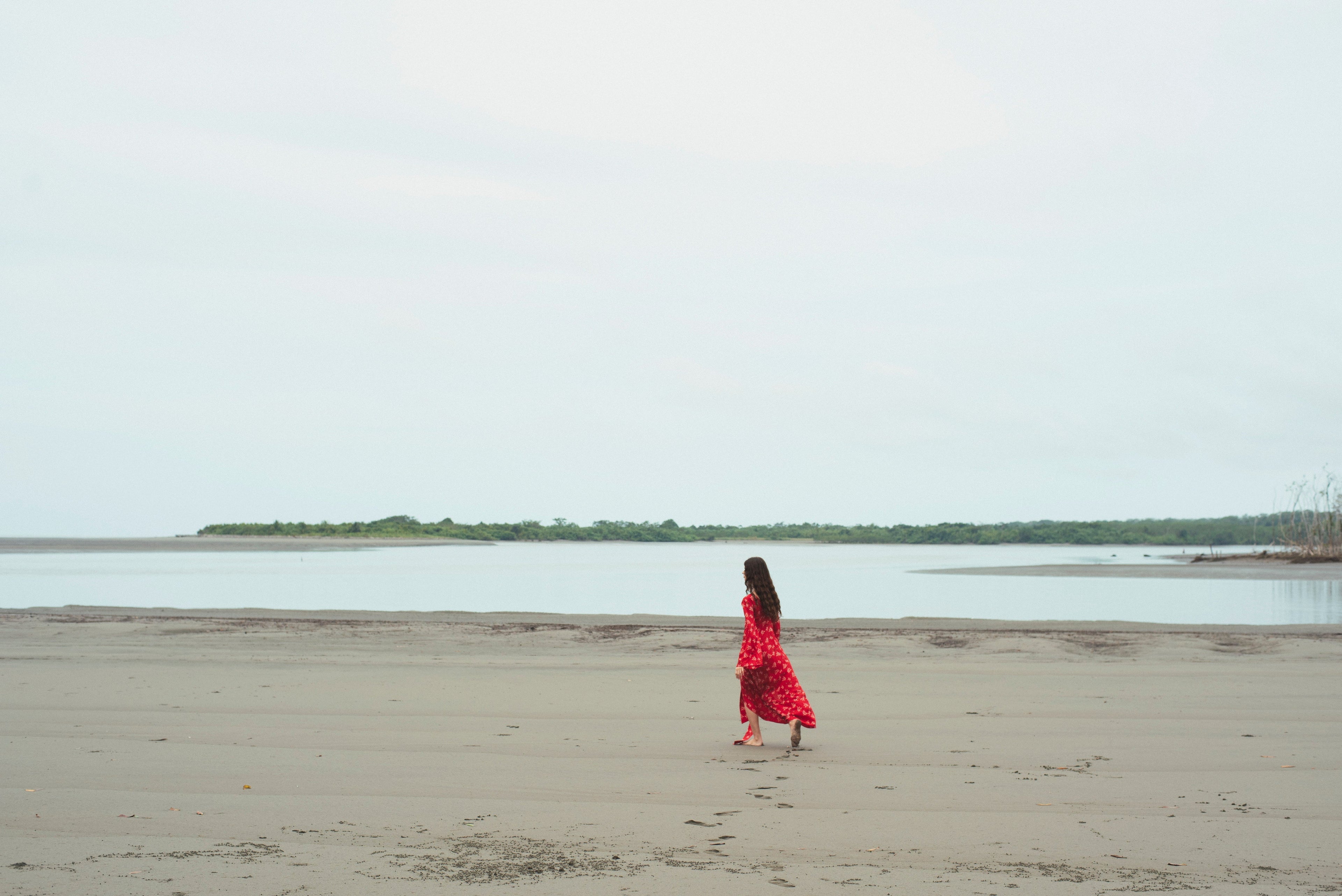 Pacifico Silk Maxi Dress / Red Chontaduro