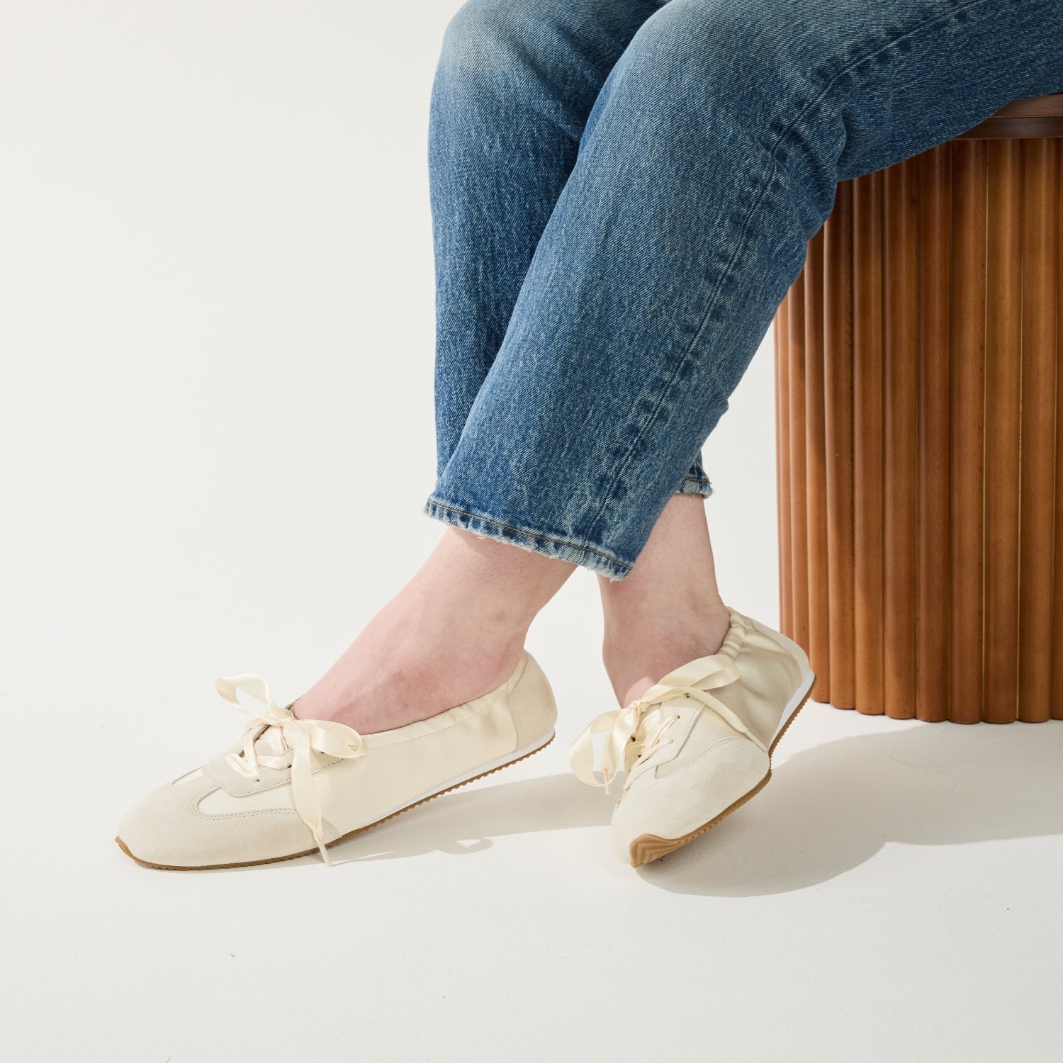 AVA SNEAKER IN CREAM - Yosi Samra  -