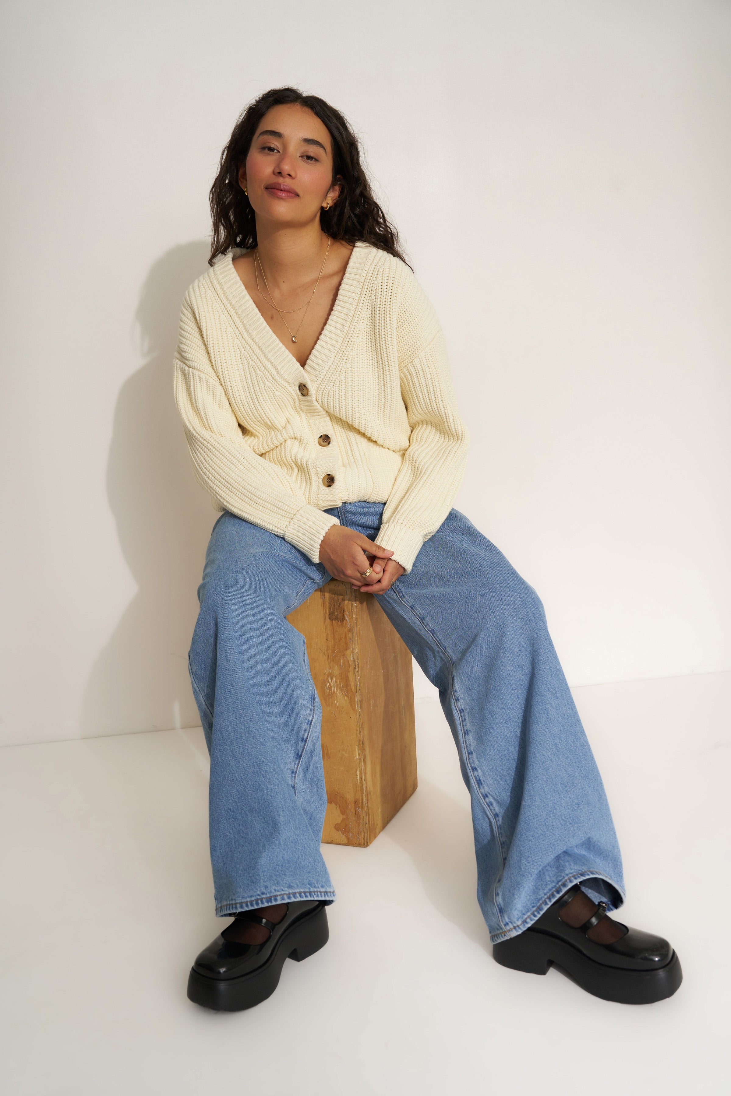 The Cardigan - Creme
