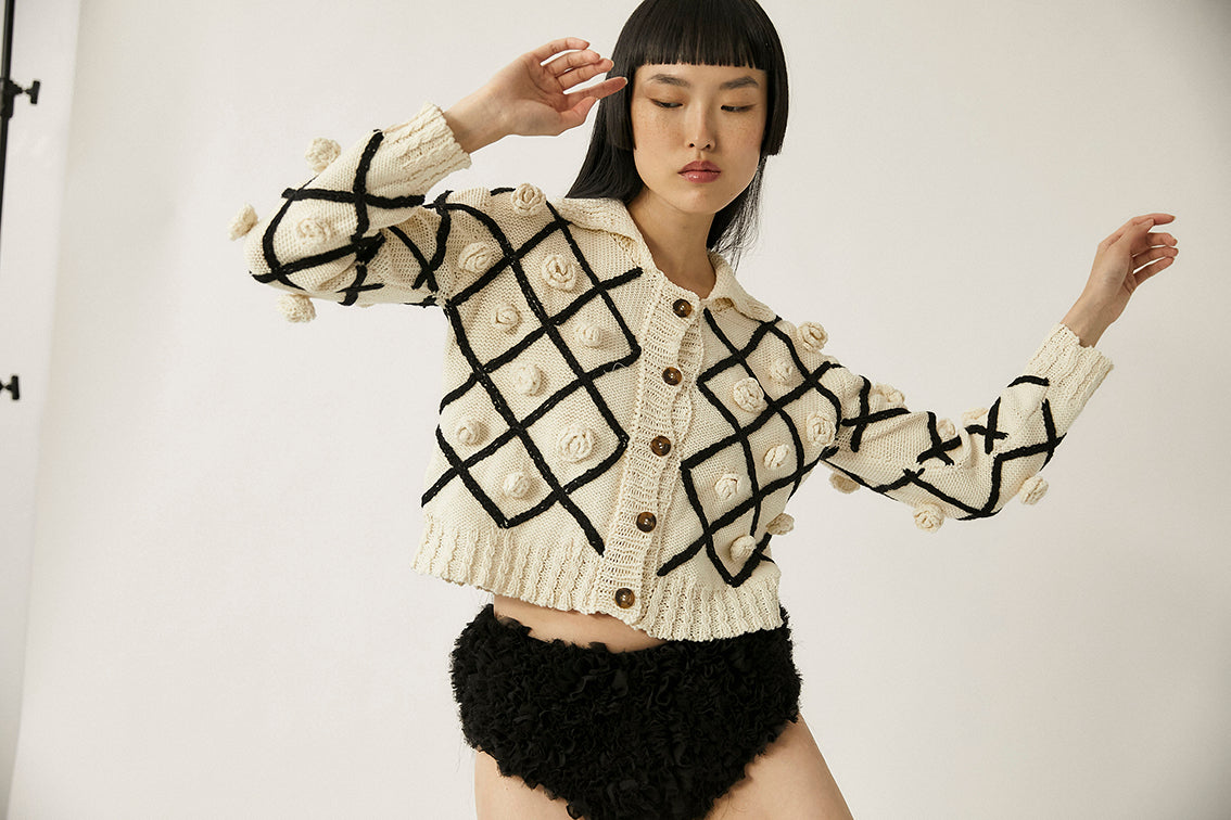 Linaria Knit Cardigan | Black  &  White