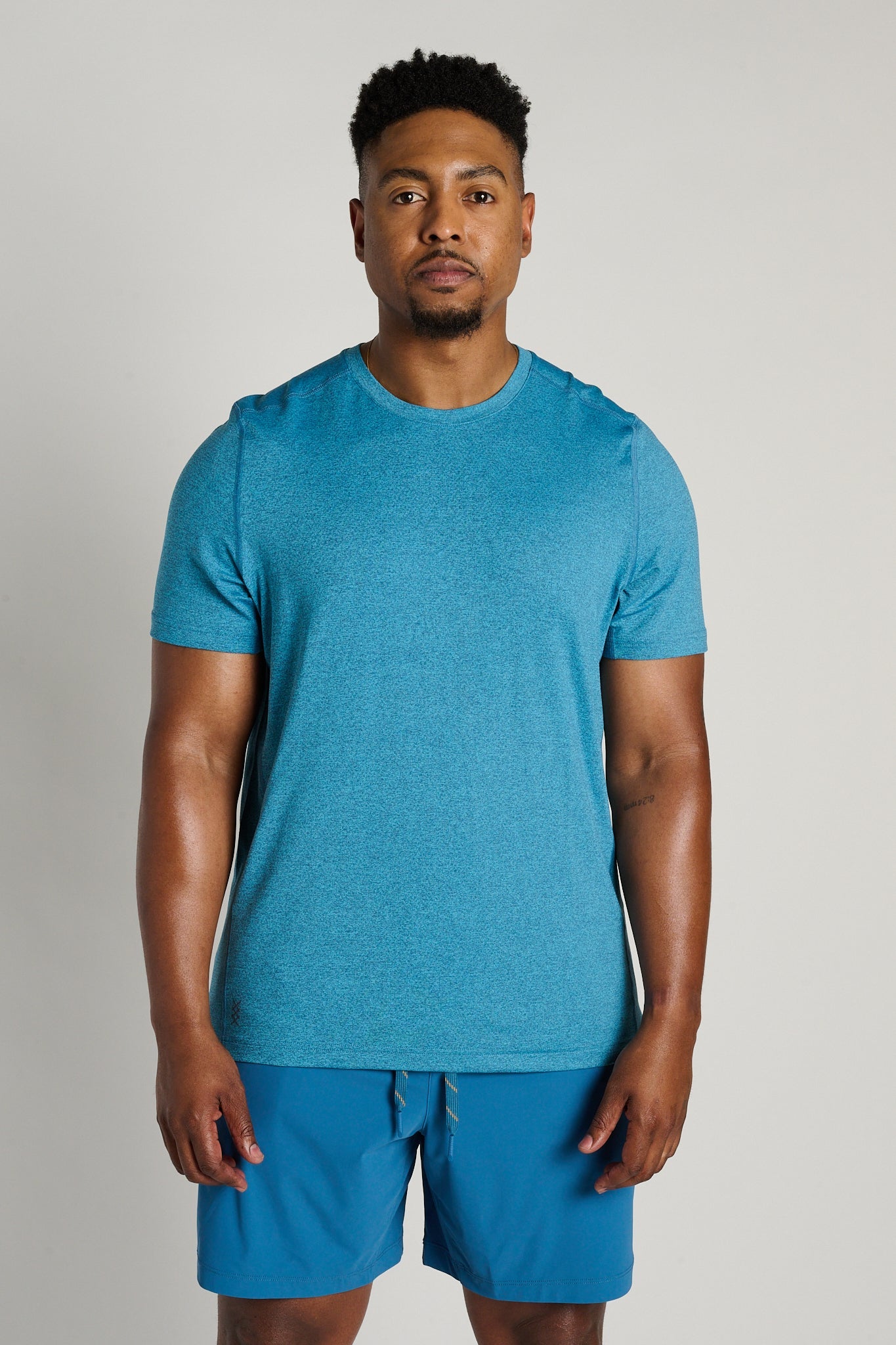 Invictus Training Tee V2 | Rhone