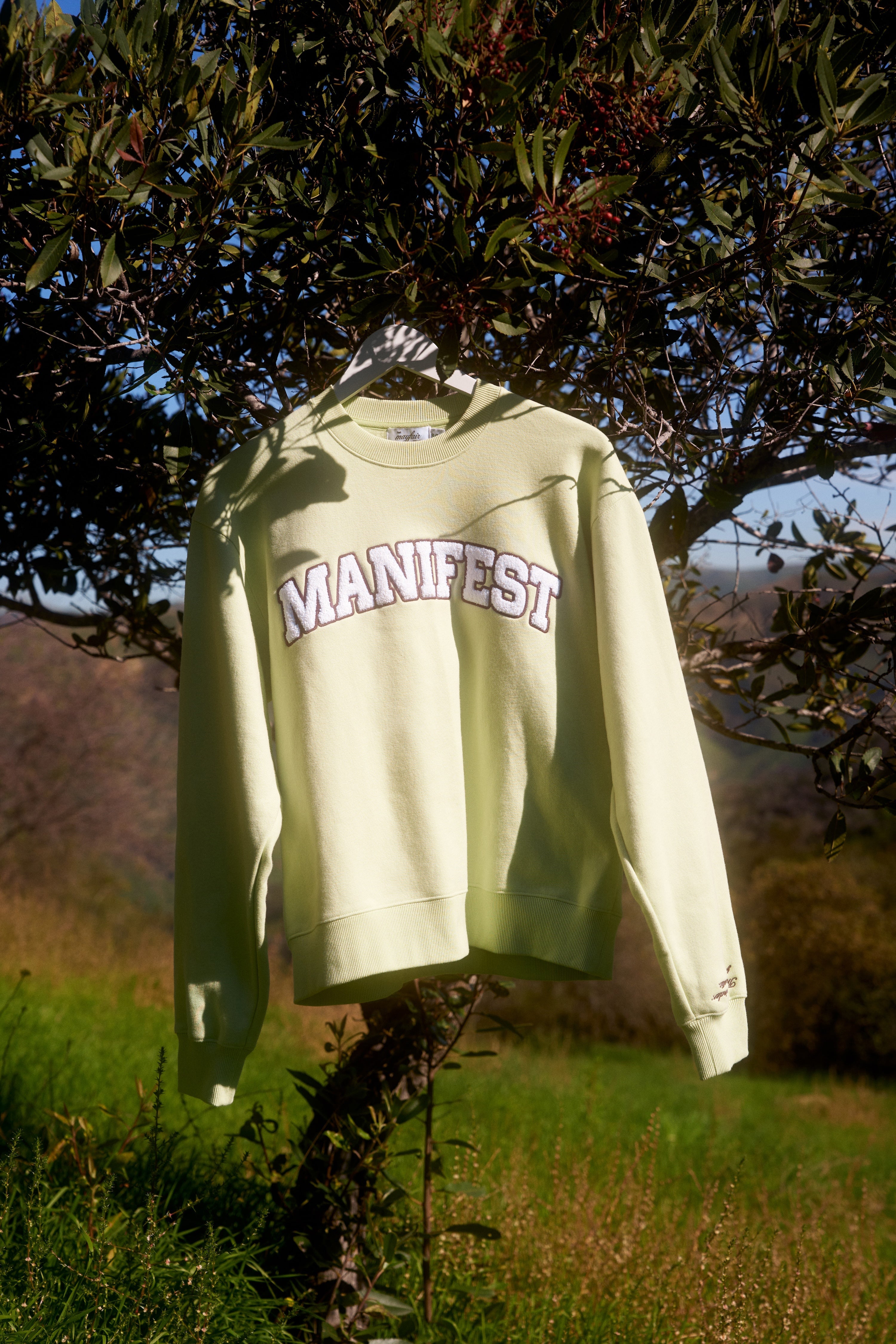 Manifest Classic Crewneck
