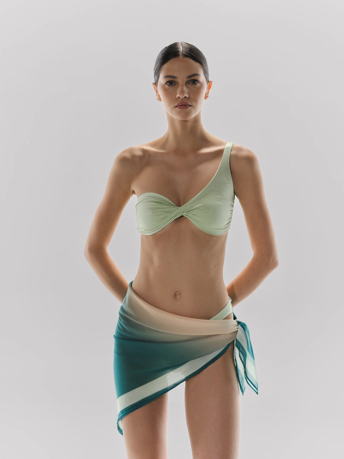 Amunet Scarf