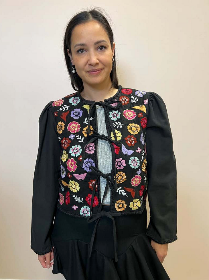 Endora Embroidered Blouse | Black