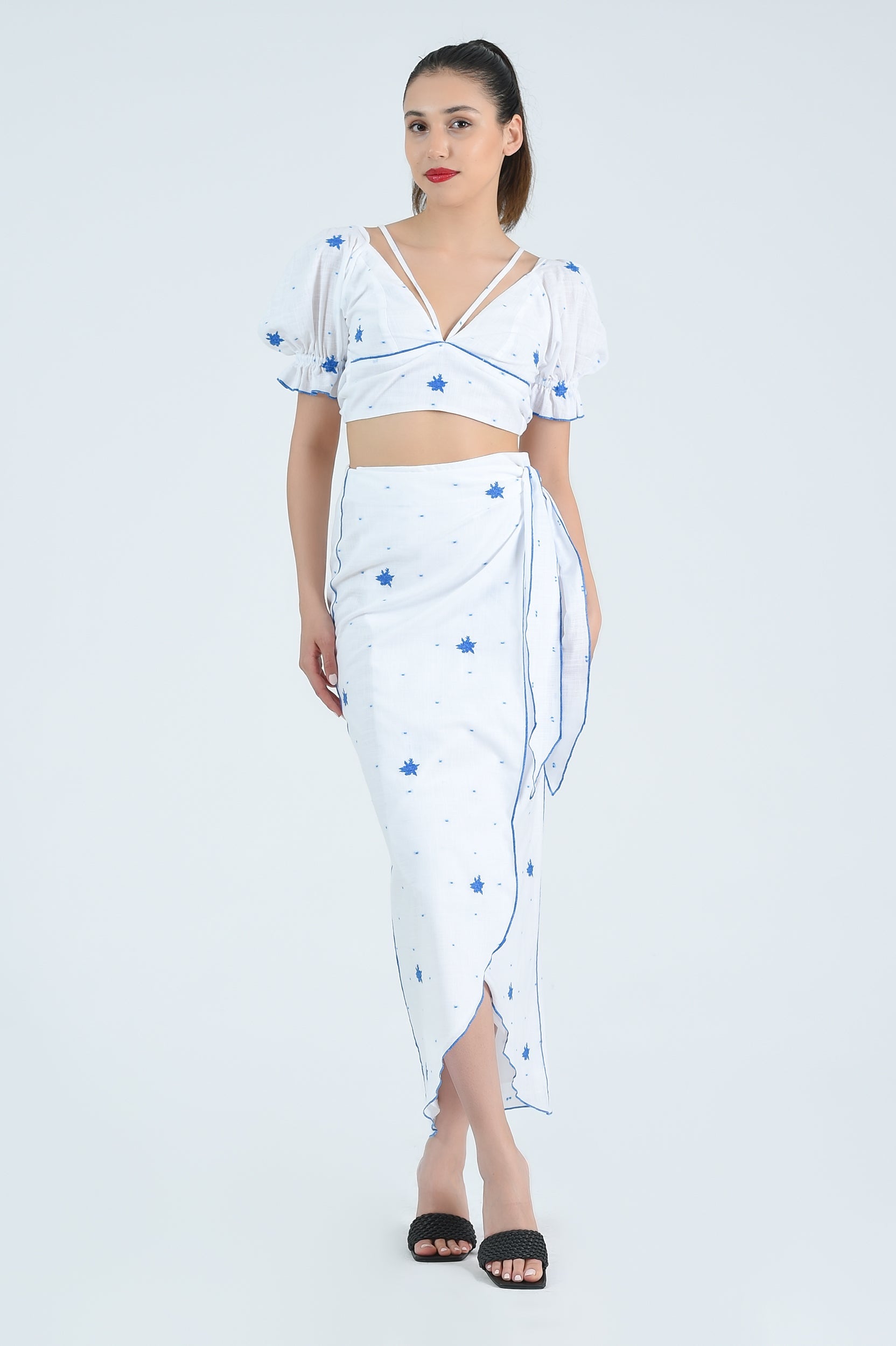 Nisan Top | White