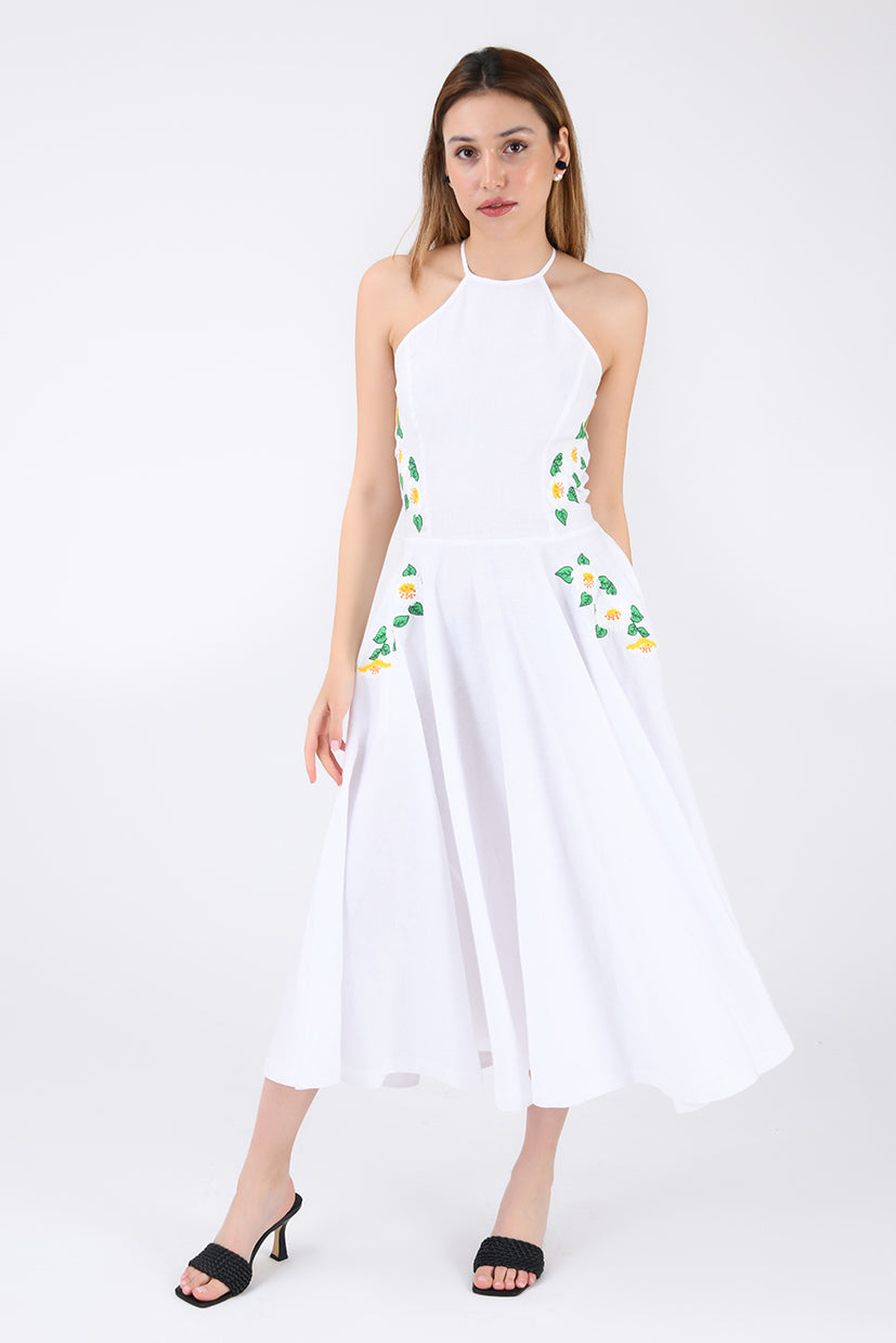 Fuse Wanga | White