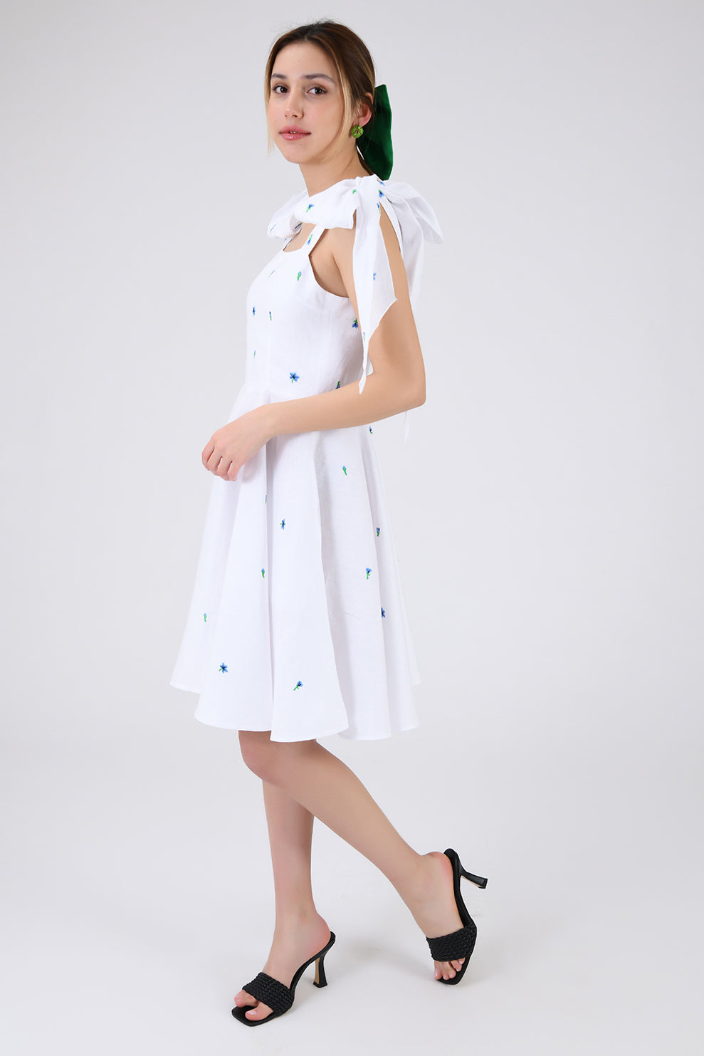 Sara Mini Wanga | White