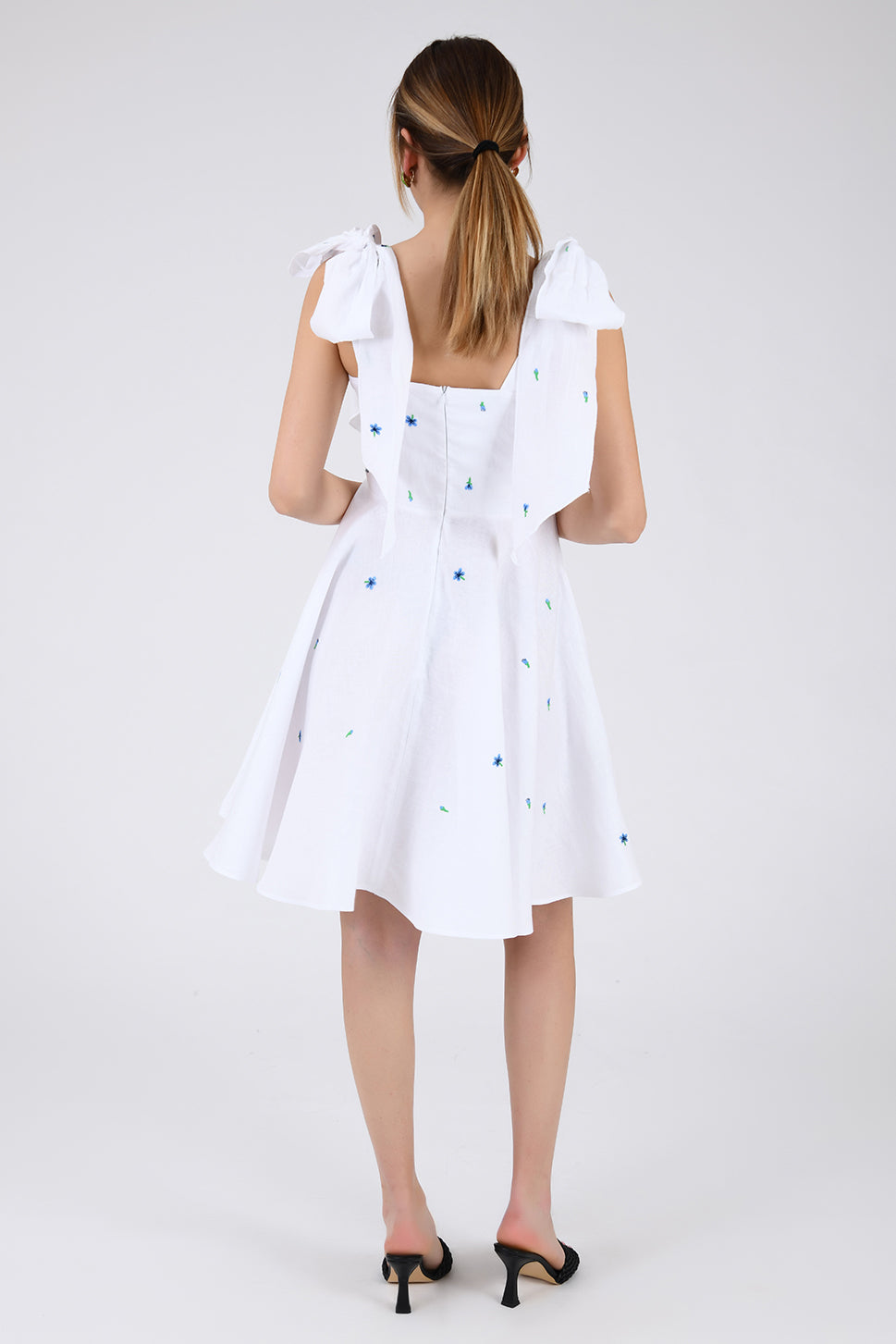 Sara Mini Wanga | White