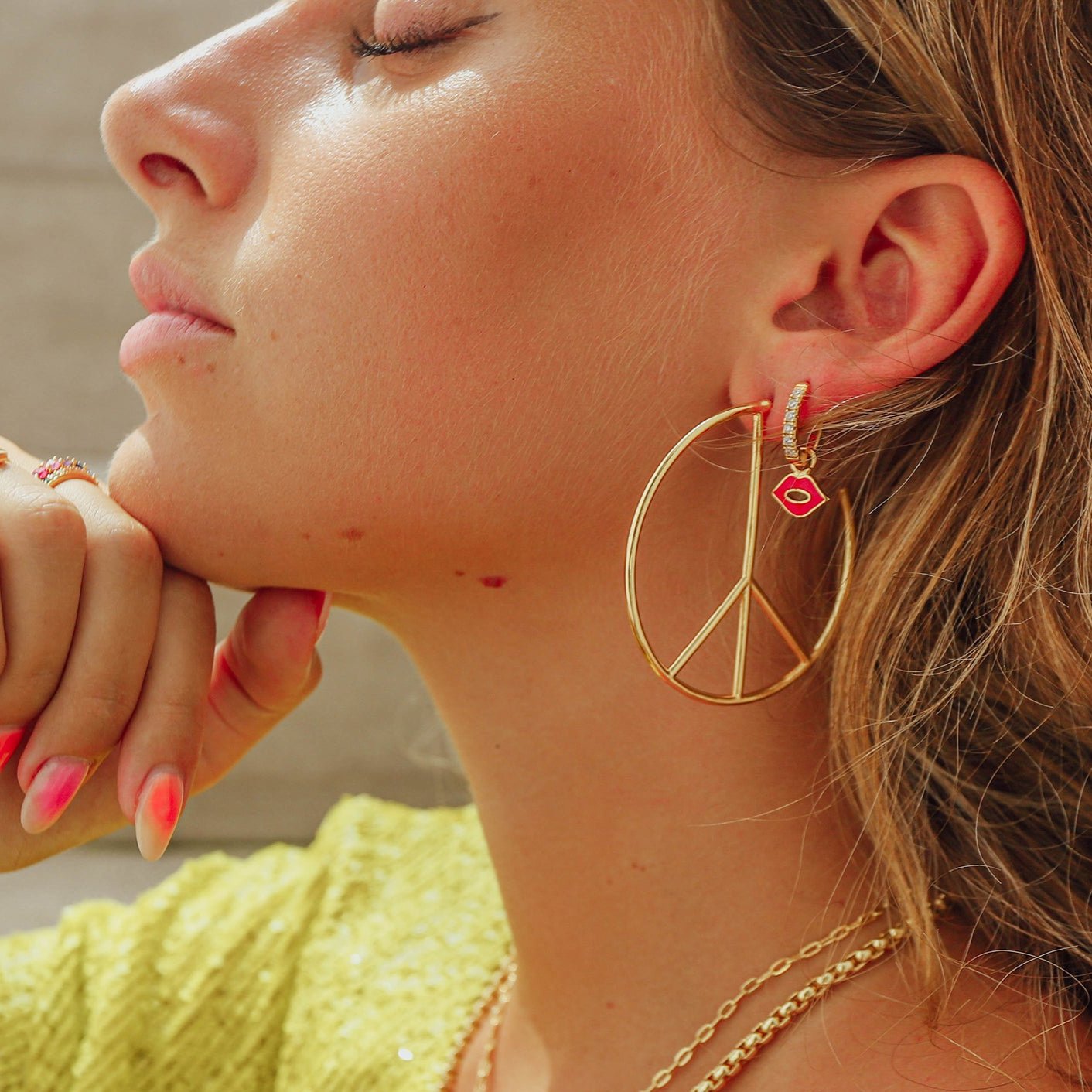 Pucker Up Earrings