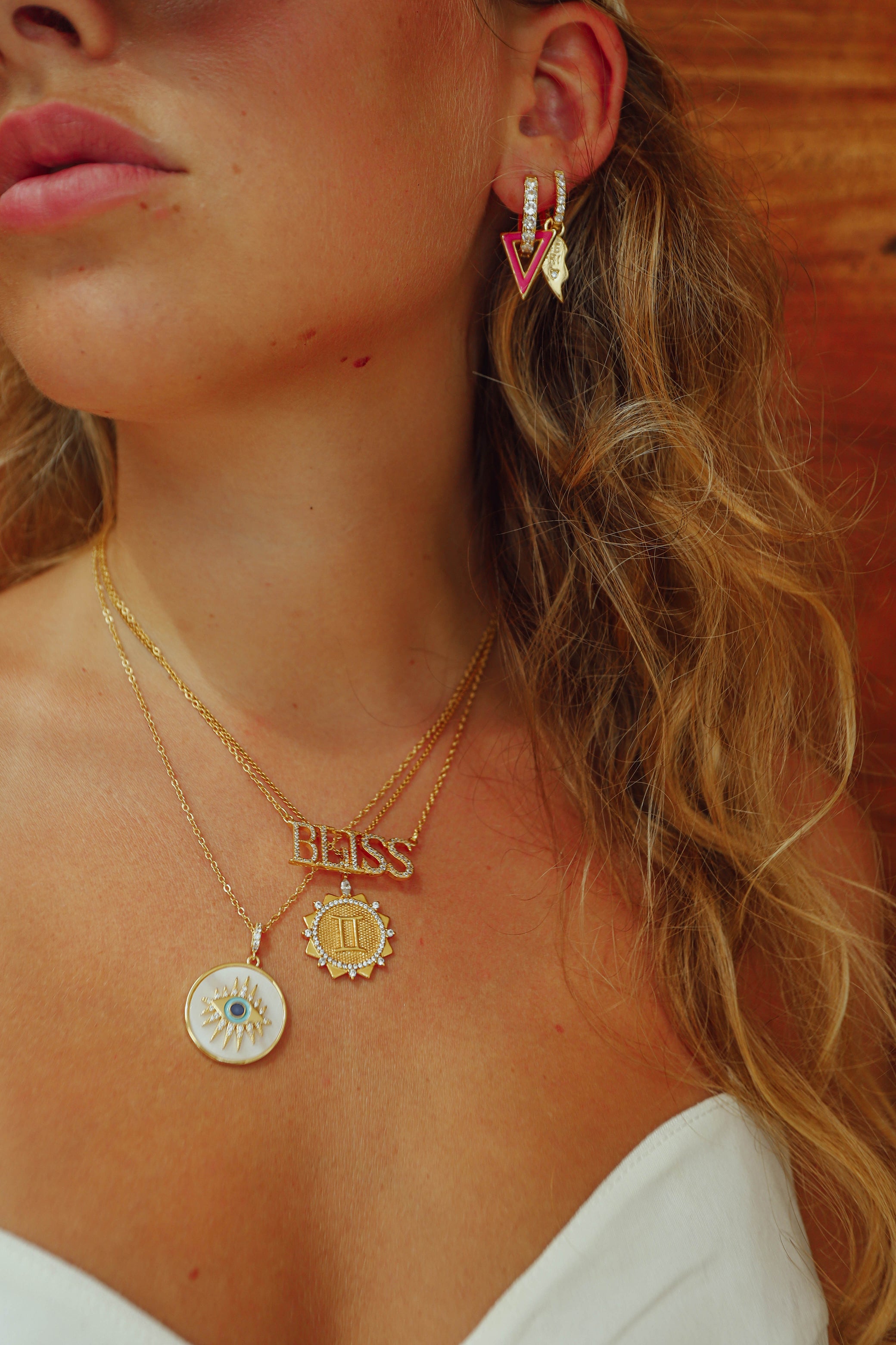 I Am Protected Necklace - Mykonos Edition (mother of pearl)