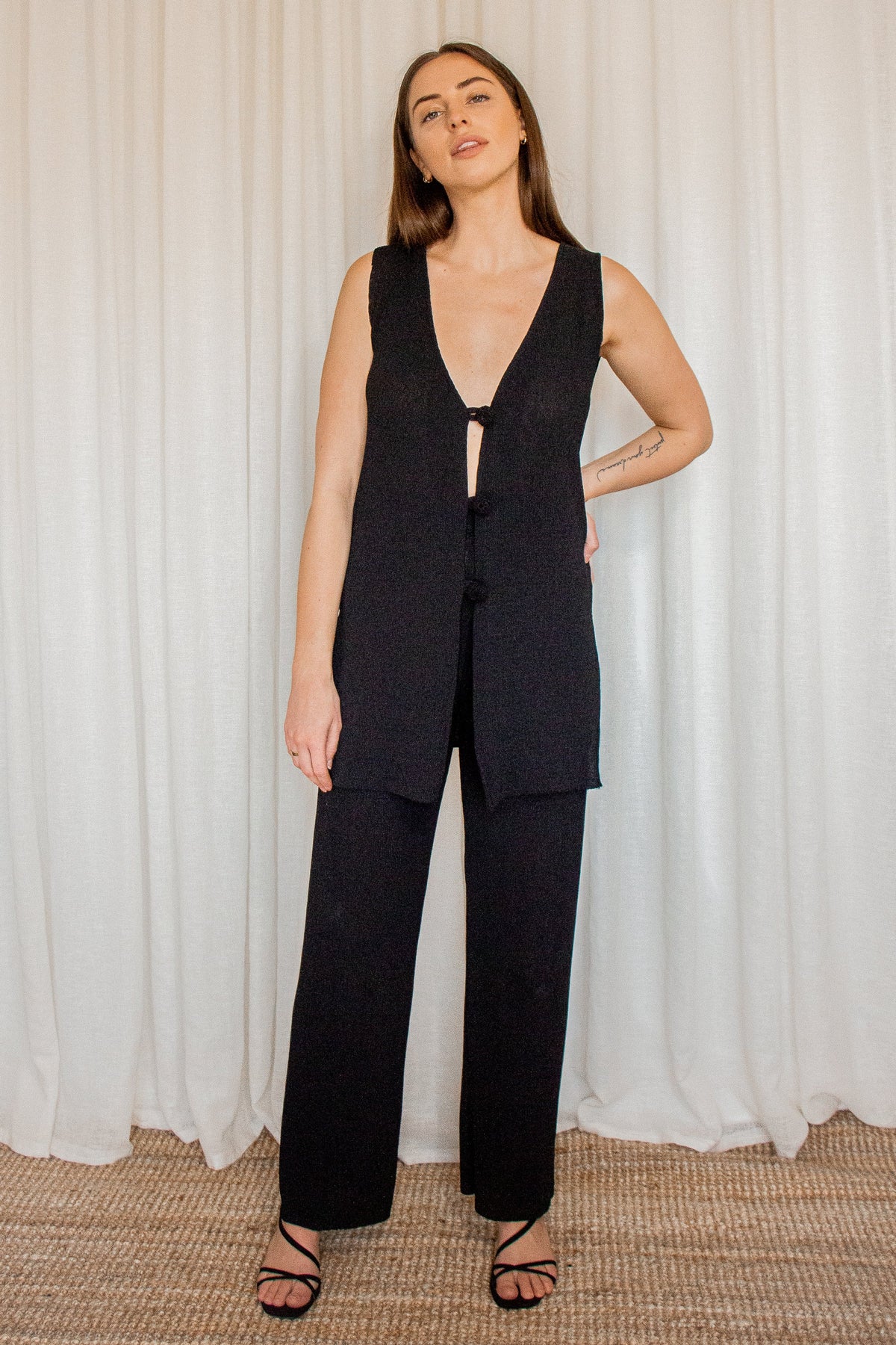 Ankine Button Vest | Black