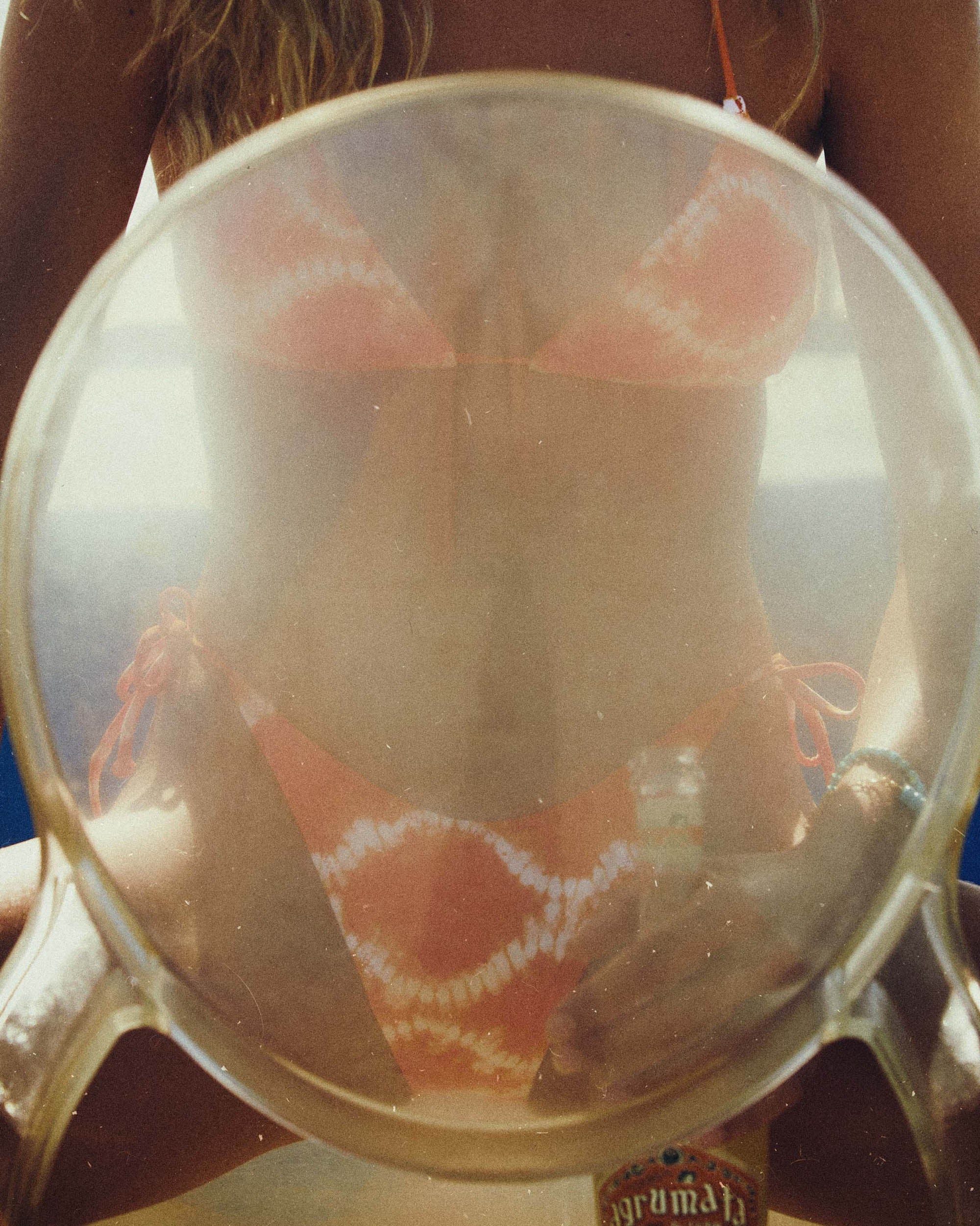 Lifestyle photo of the 90s Tie Up Pant - Bora Bora.