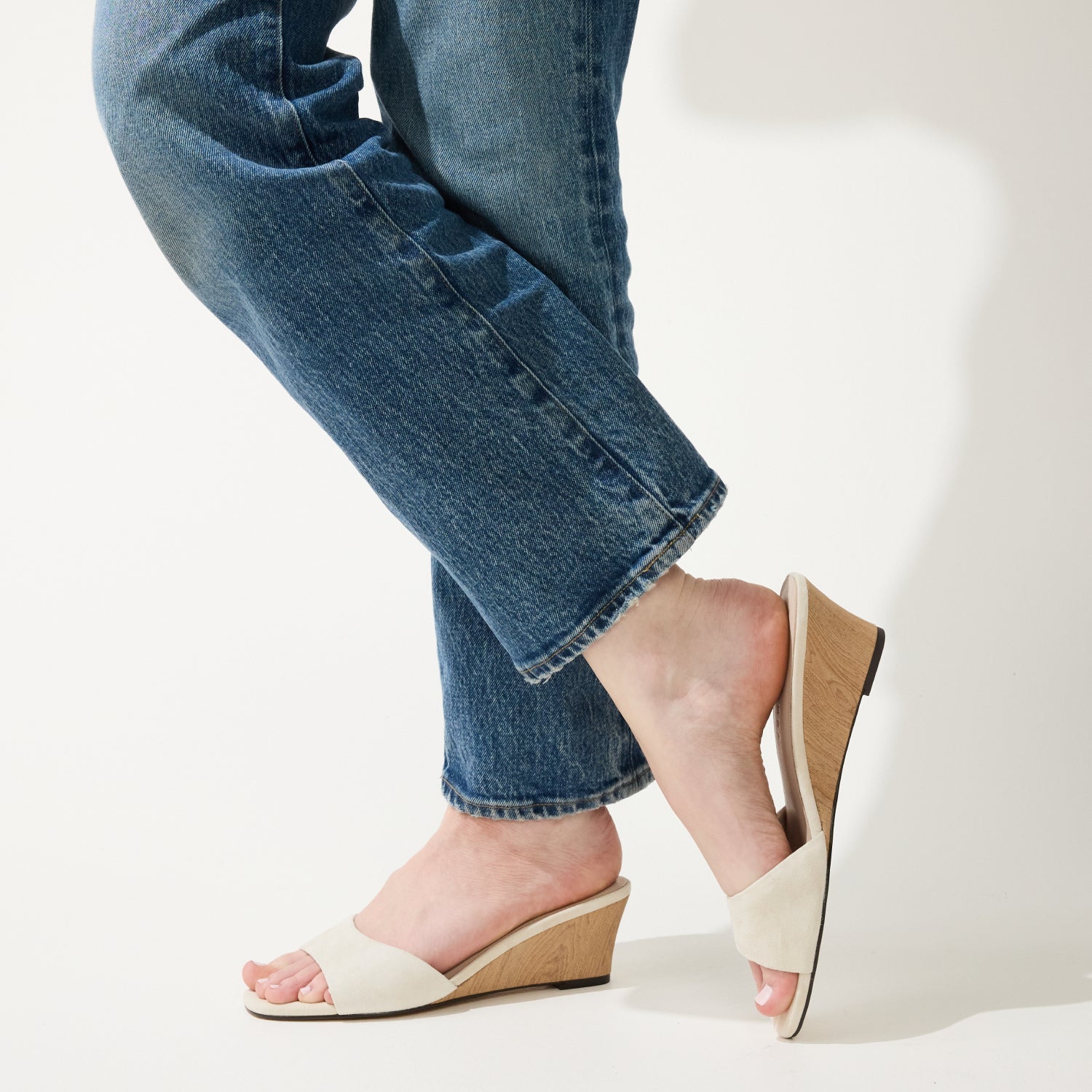 JADA IN CREAM SUEDE - Yosi Samra  -