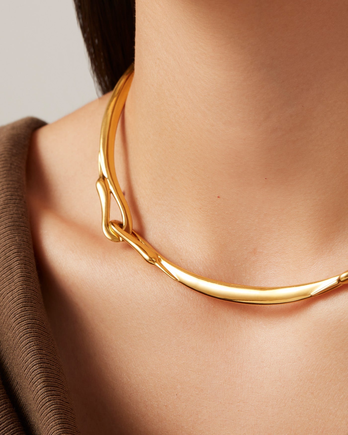 Lisieux Collar Gold
