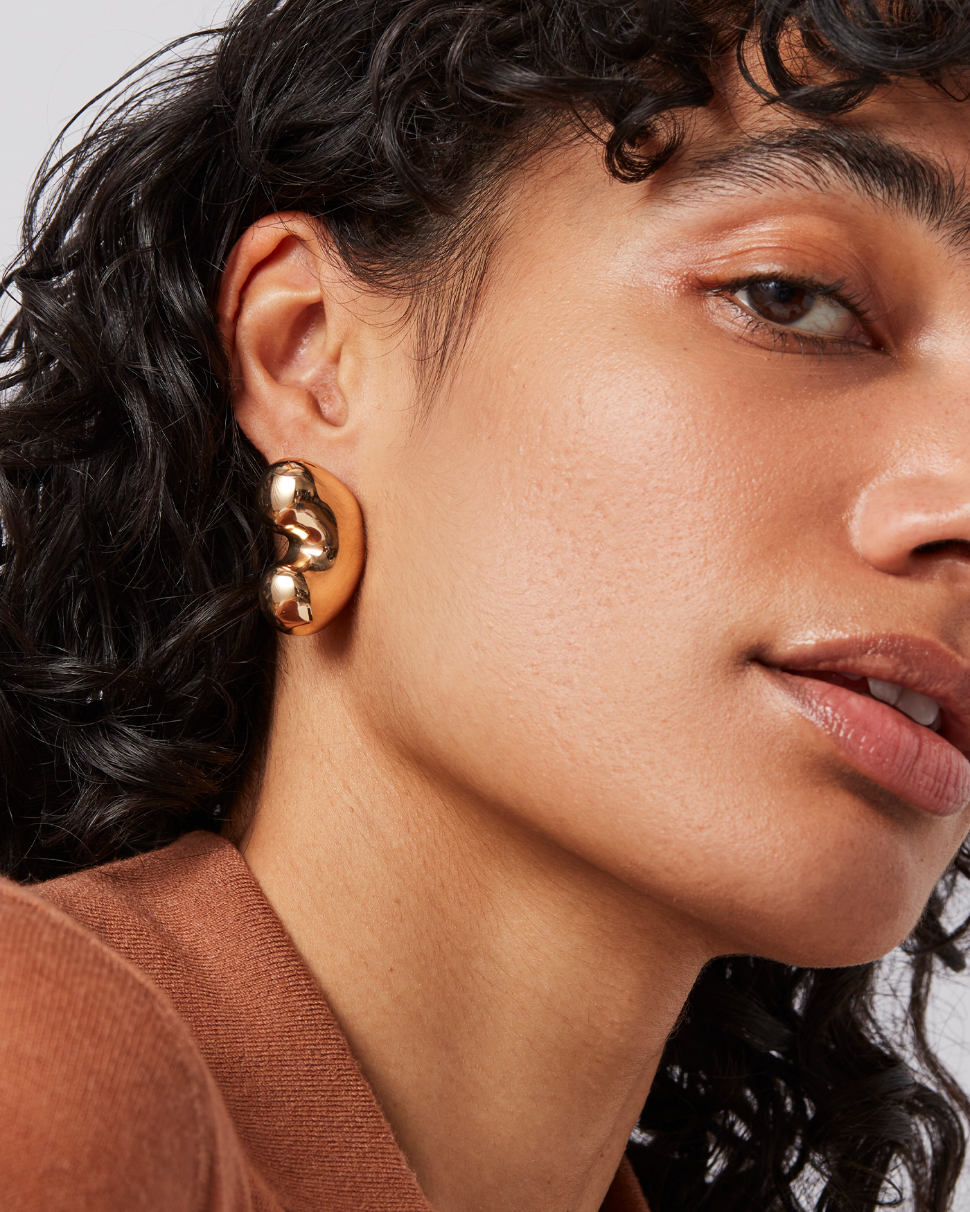 Eliza Puff Earrings Gold