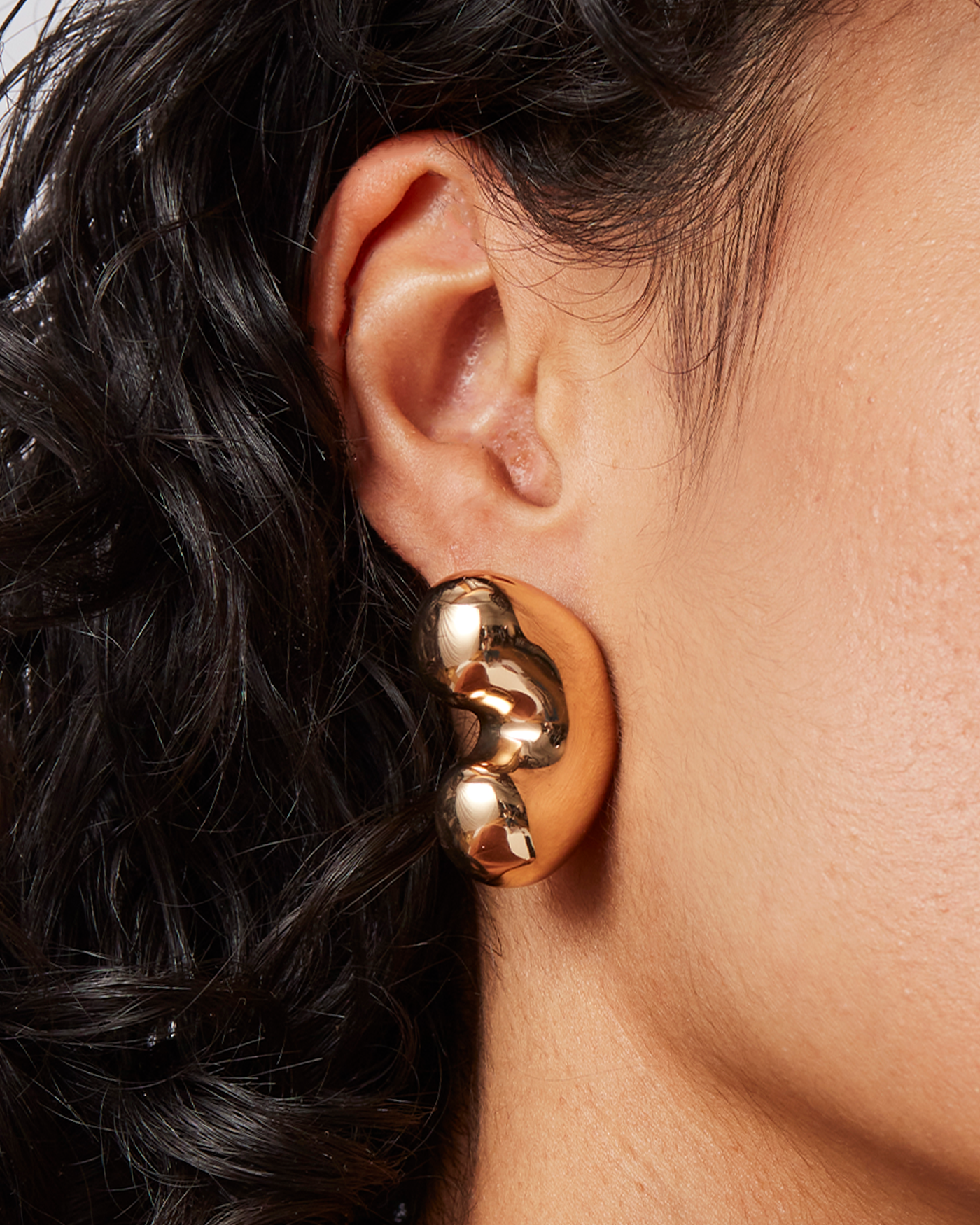 Eliza Puff Earrings Gold