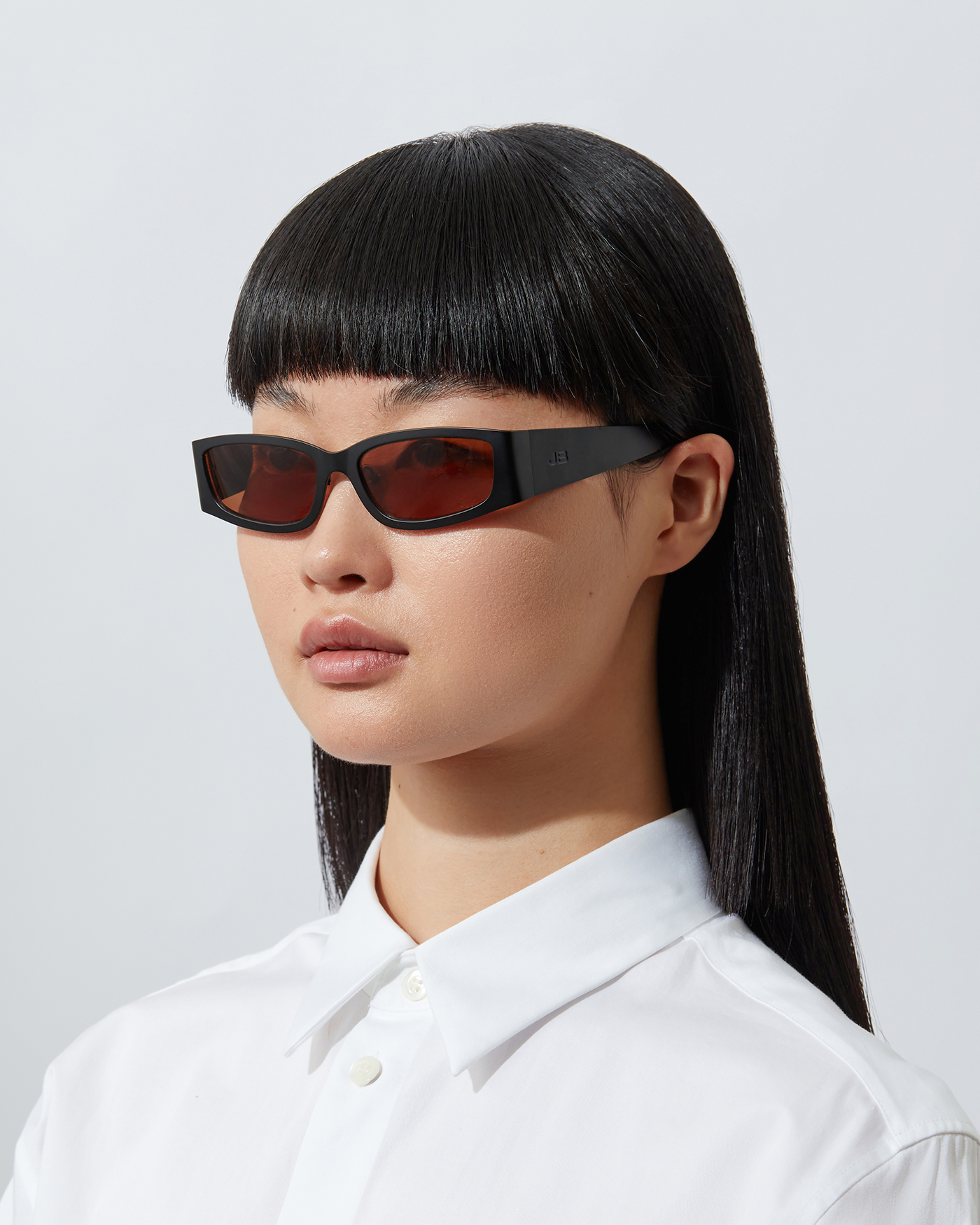 The Y2K Black Amber