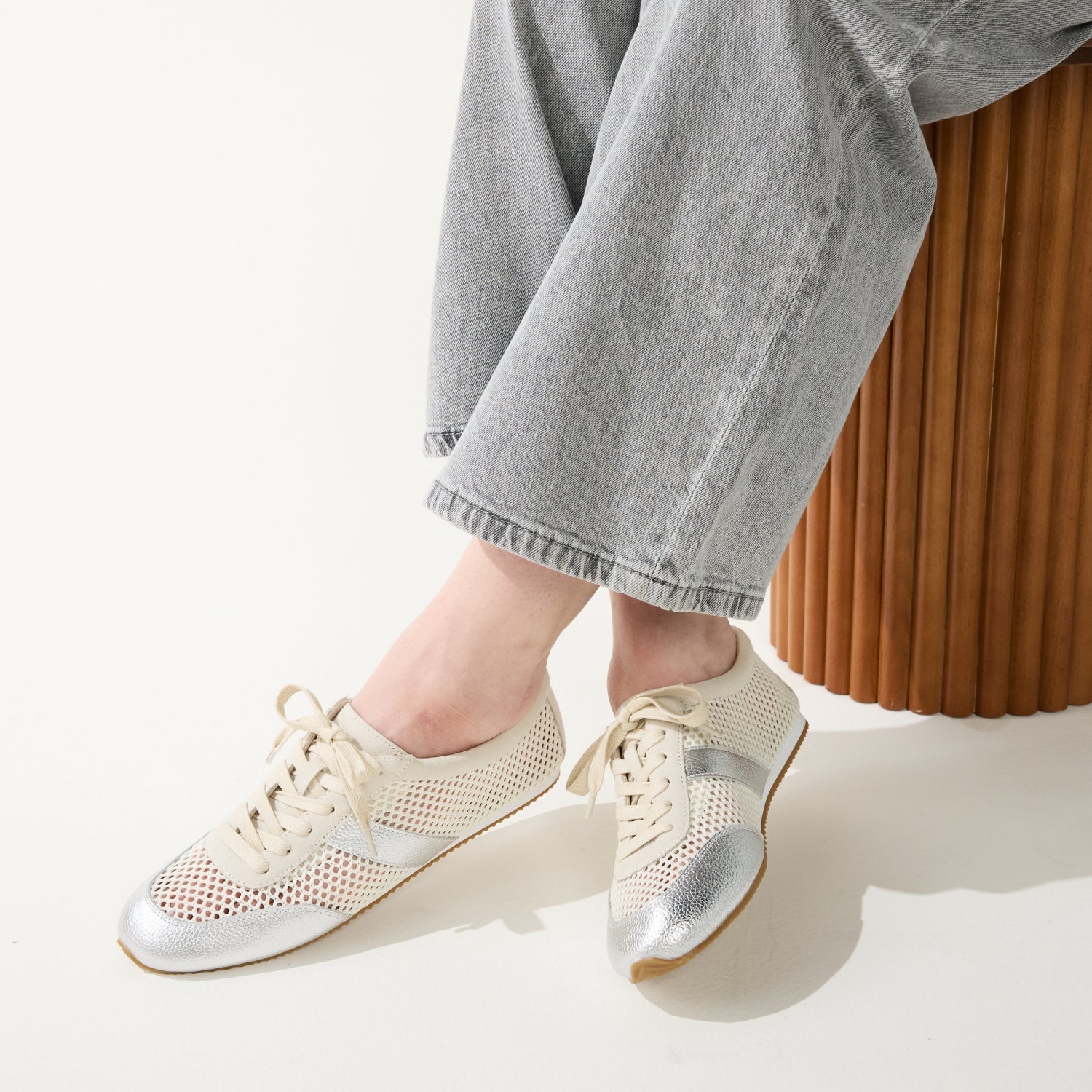 KIAH IN CREAM MESH/SILVER METALLIC - Yosi Samra  -