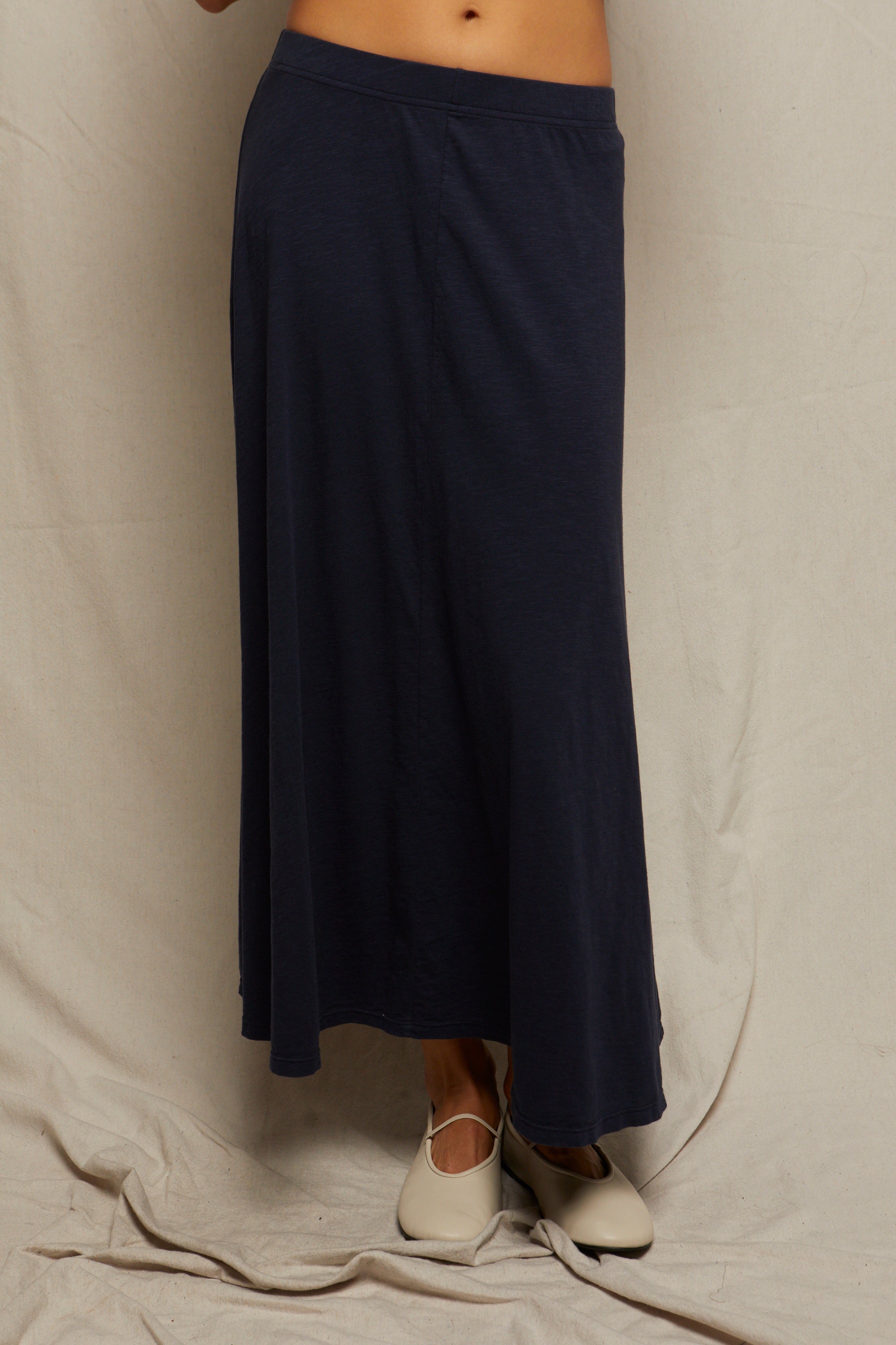 liza slub jersey circular skirt | navy