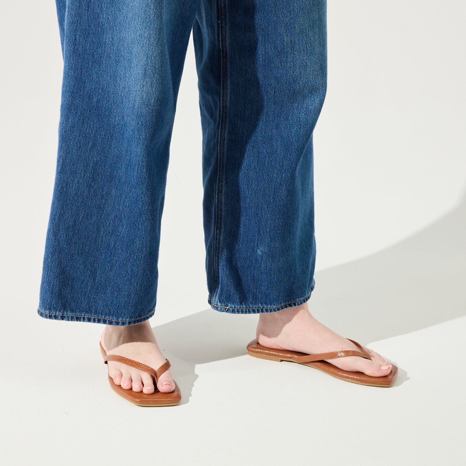 MERCER IN WHISKEY CROC - Yosi Samra  -