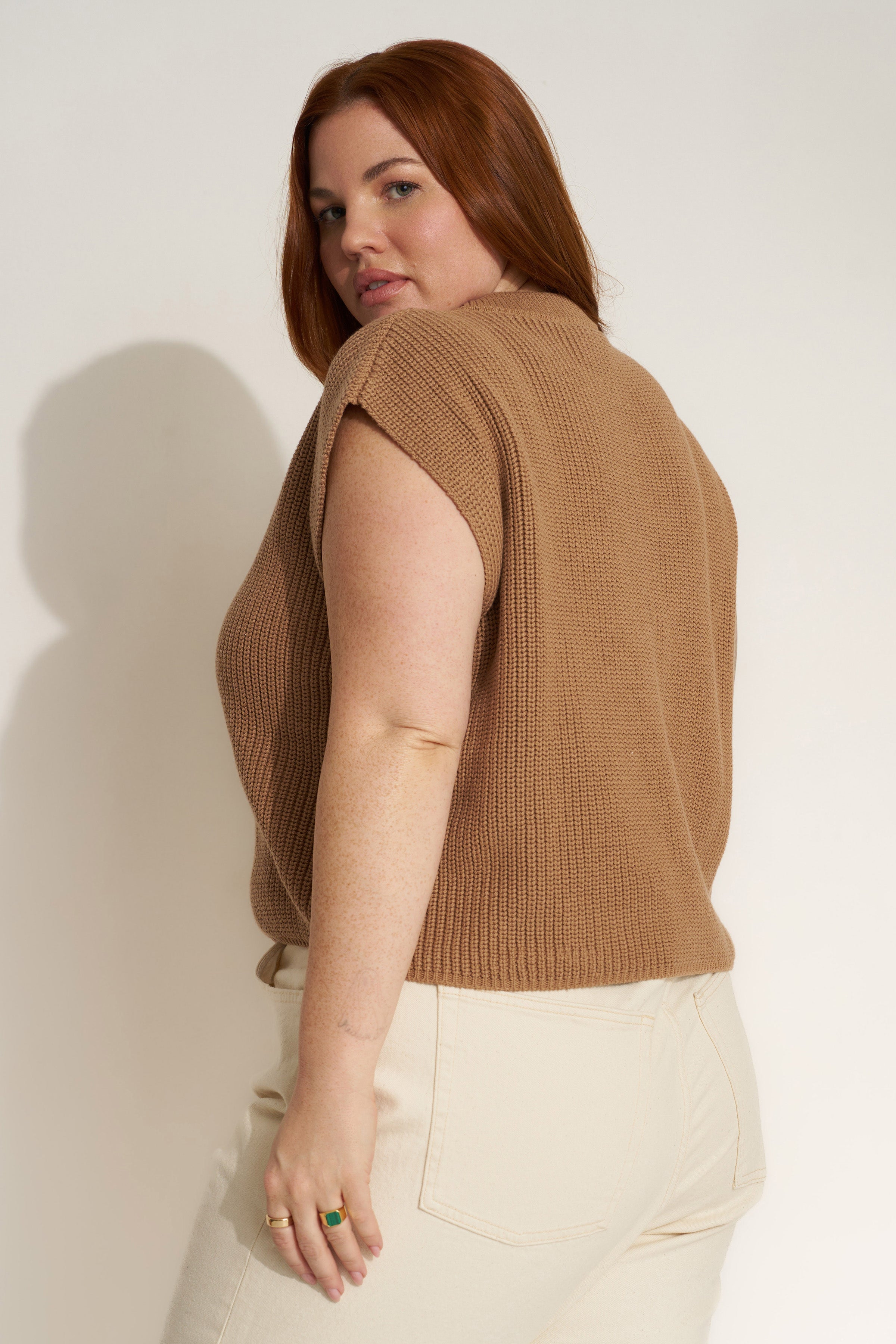 The Muscle Tee - Camel