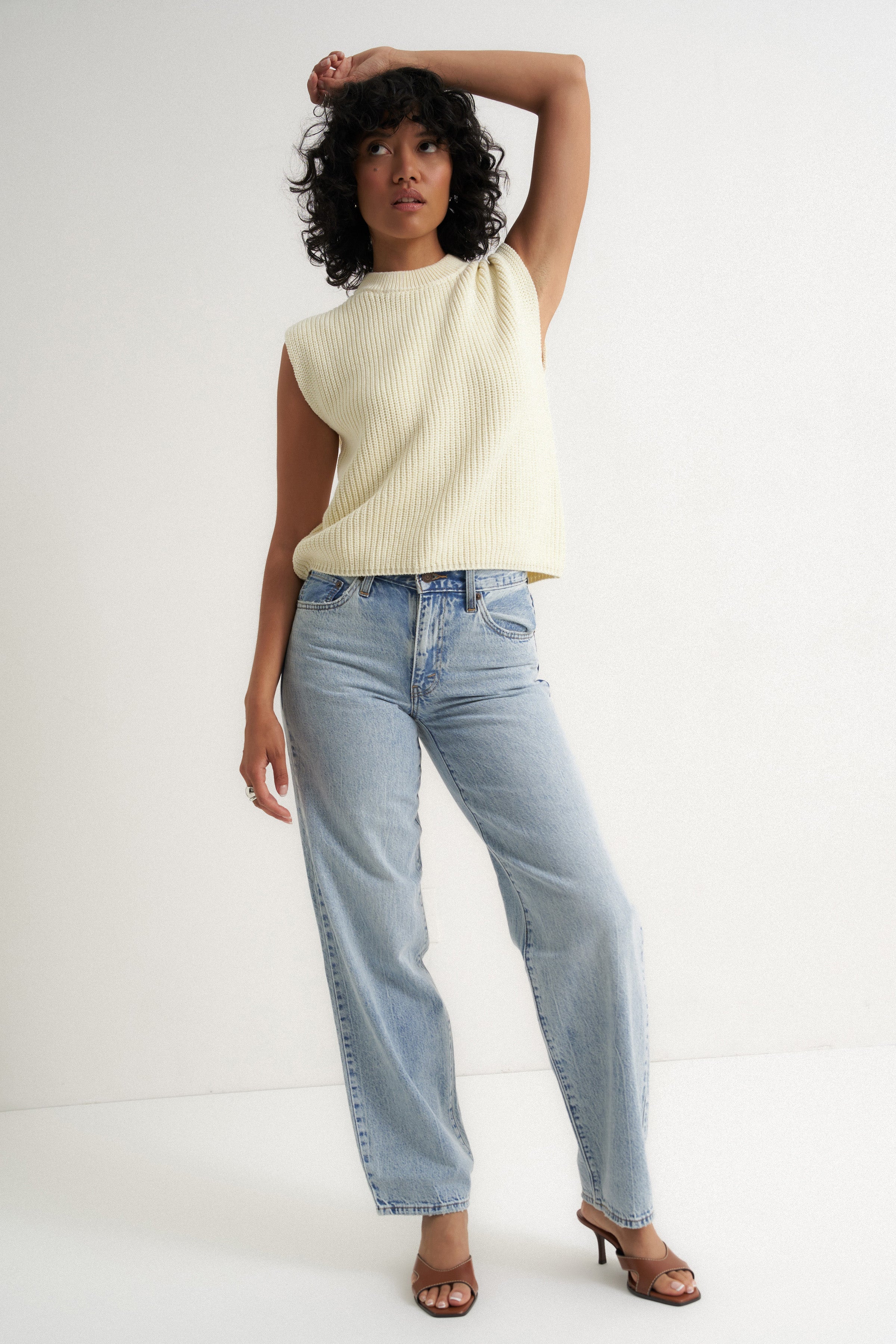 The Muscle Tee - Creme