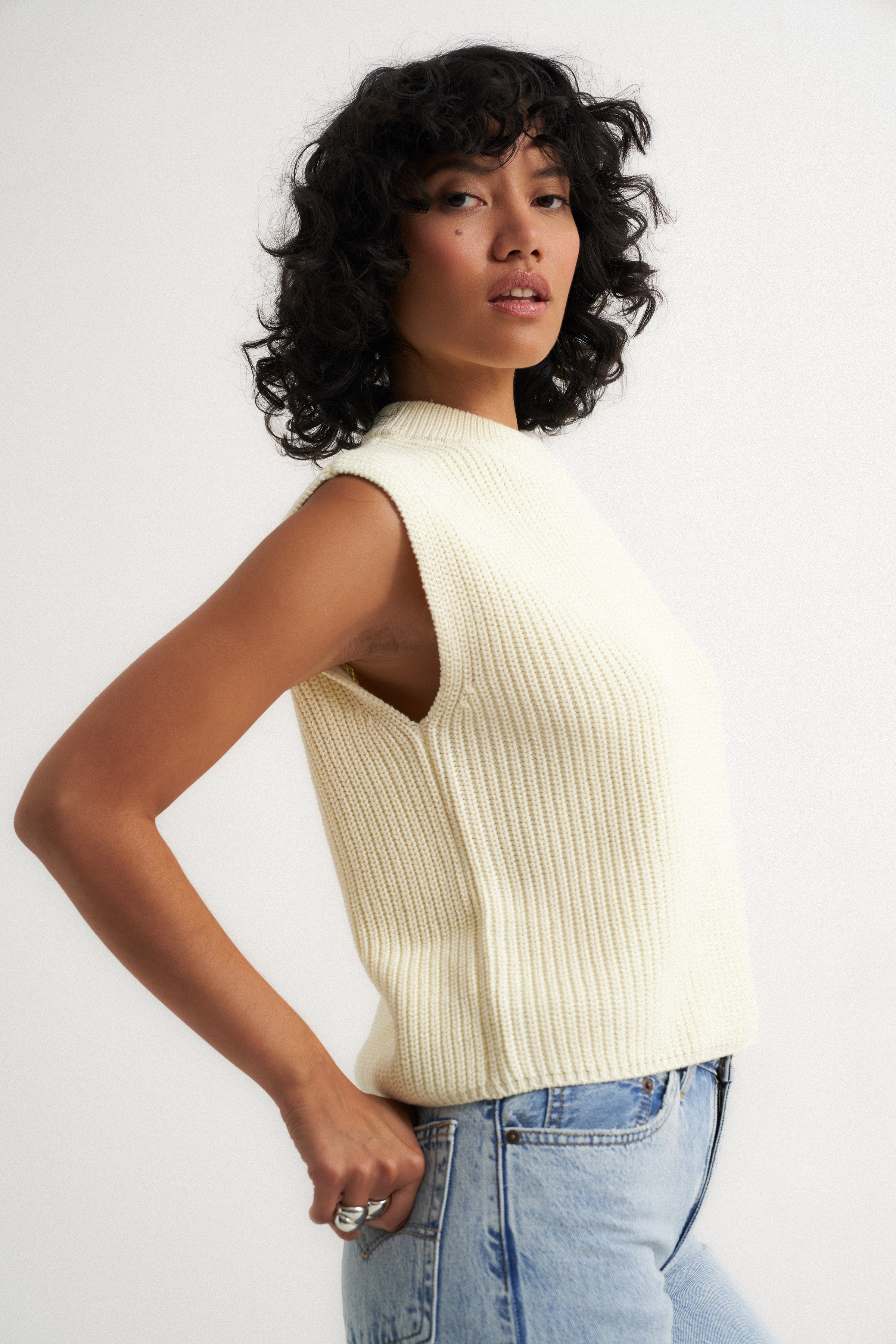 The Muscle Tee - Creme