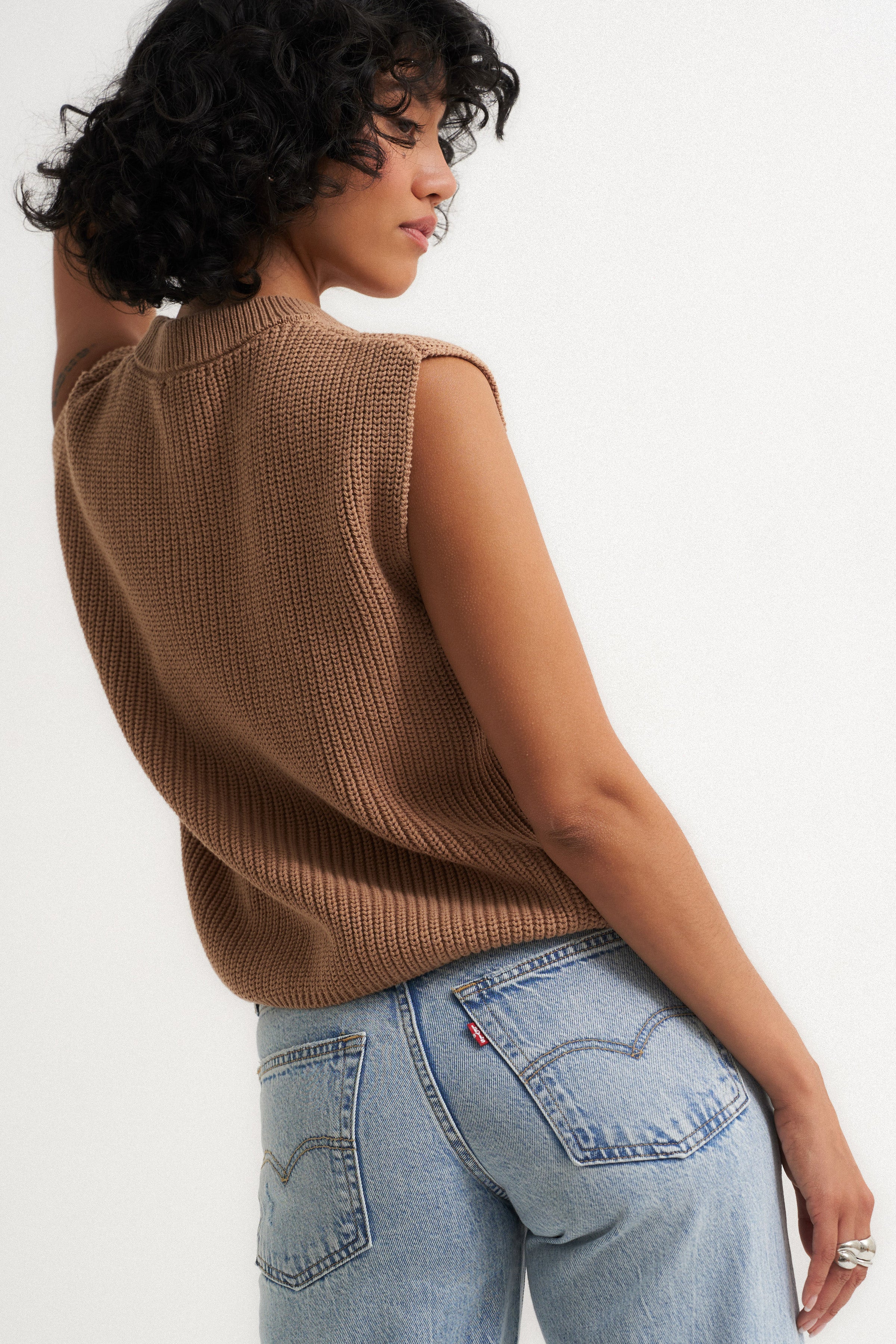 The Muscle Tee - Camel