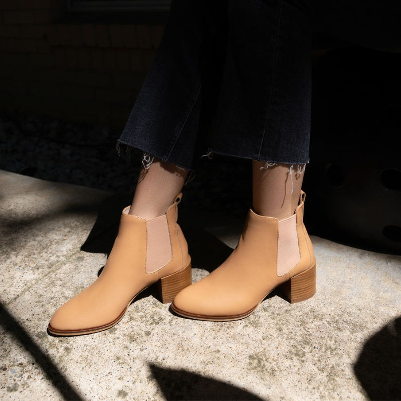Melissa Chelsea Boot in Tan Leather - Yosi Samra  - Women's Boots