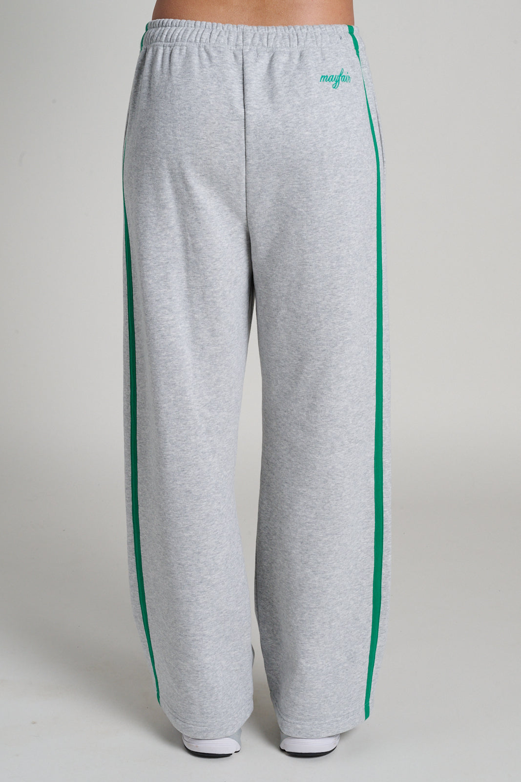 On Soul Time Classic Sweatpant | The Mayfair Group