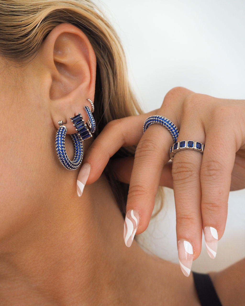 Pave Chain Link Huggies- Blue Sapphire- Silver