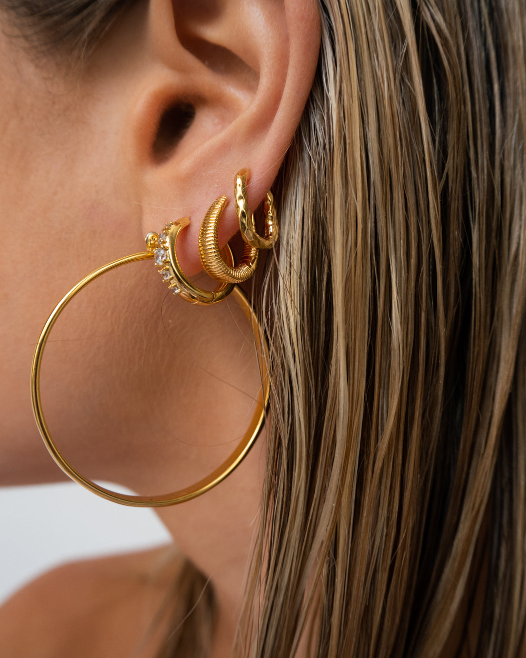 Stone Geneva Hoops- Gold