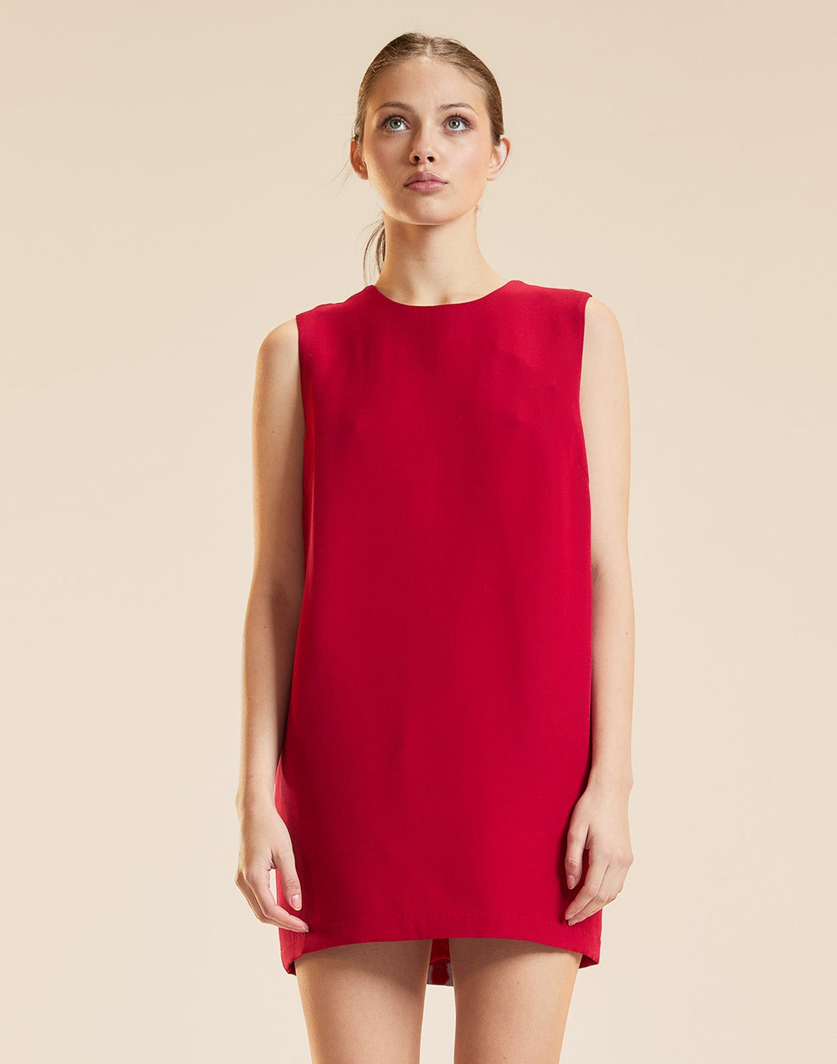 Wool shift dress in red