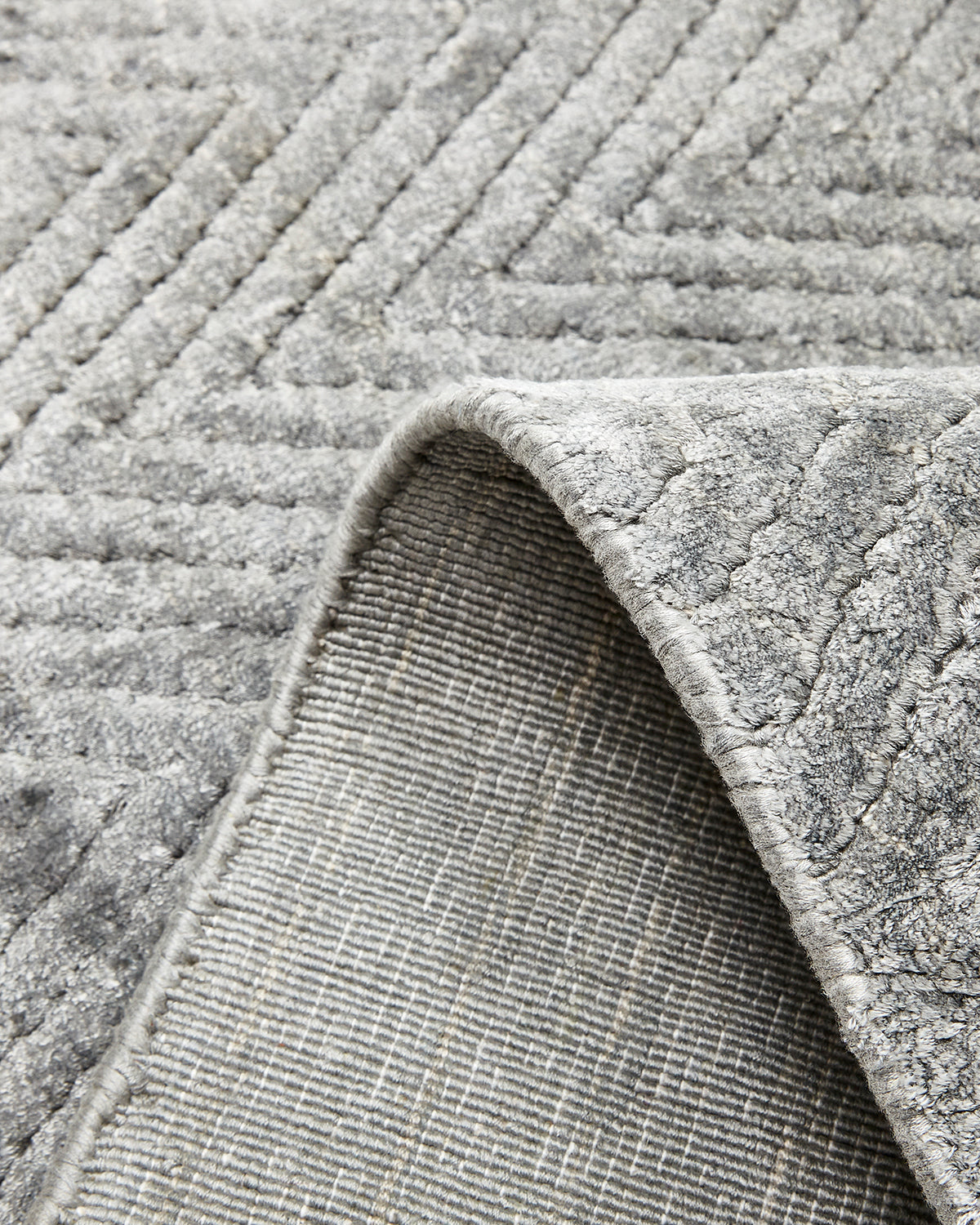 Chevelle Hand-Loomed Contemporary Chevron Gray Area Rug